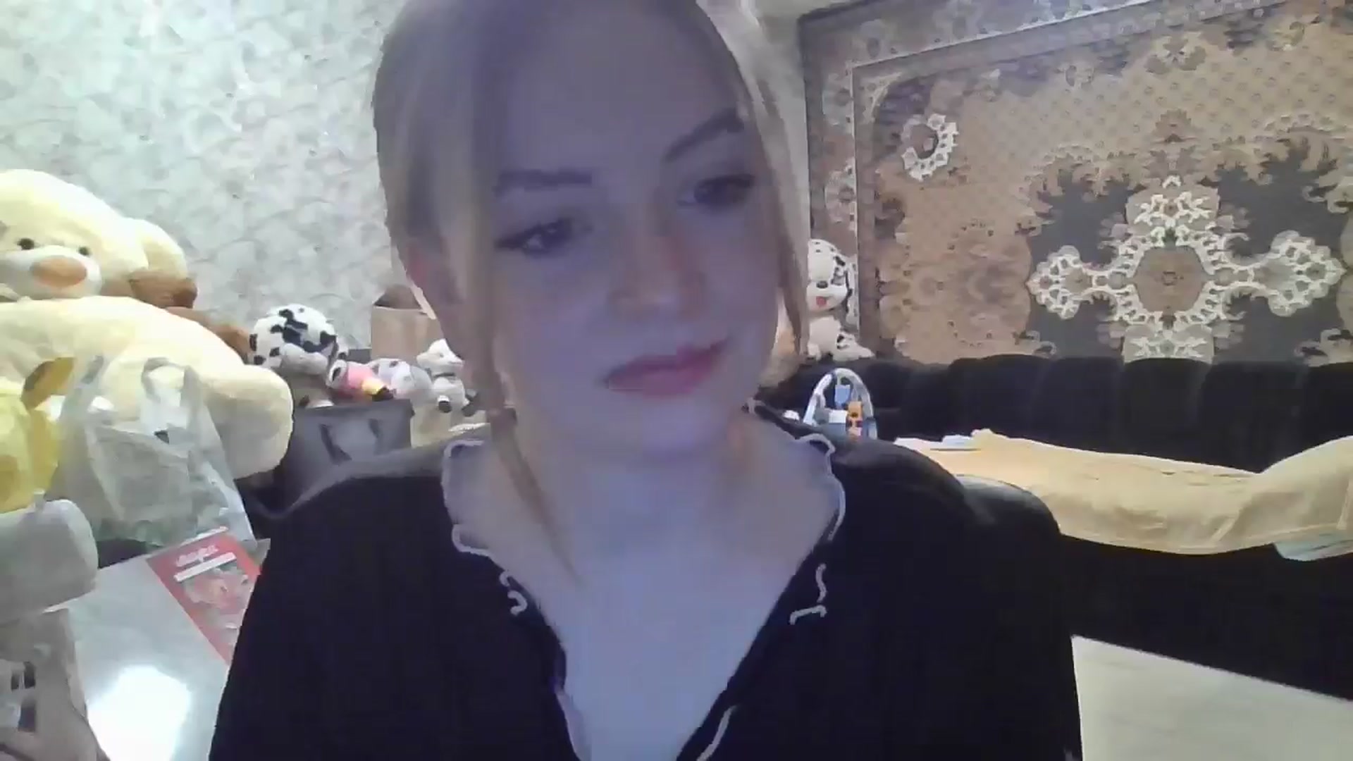 Gallery image thumbnail from DinaLennox's myfreecams stream on, 01/01/2026, 18:33 image 20 of 20