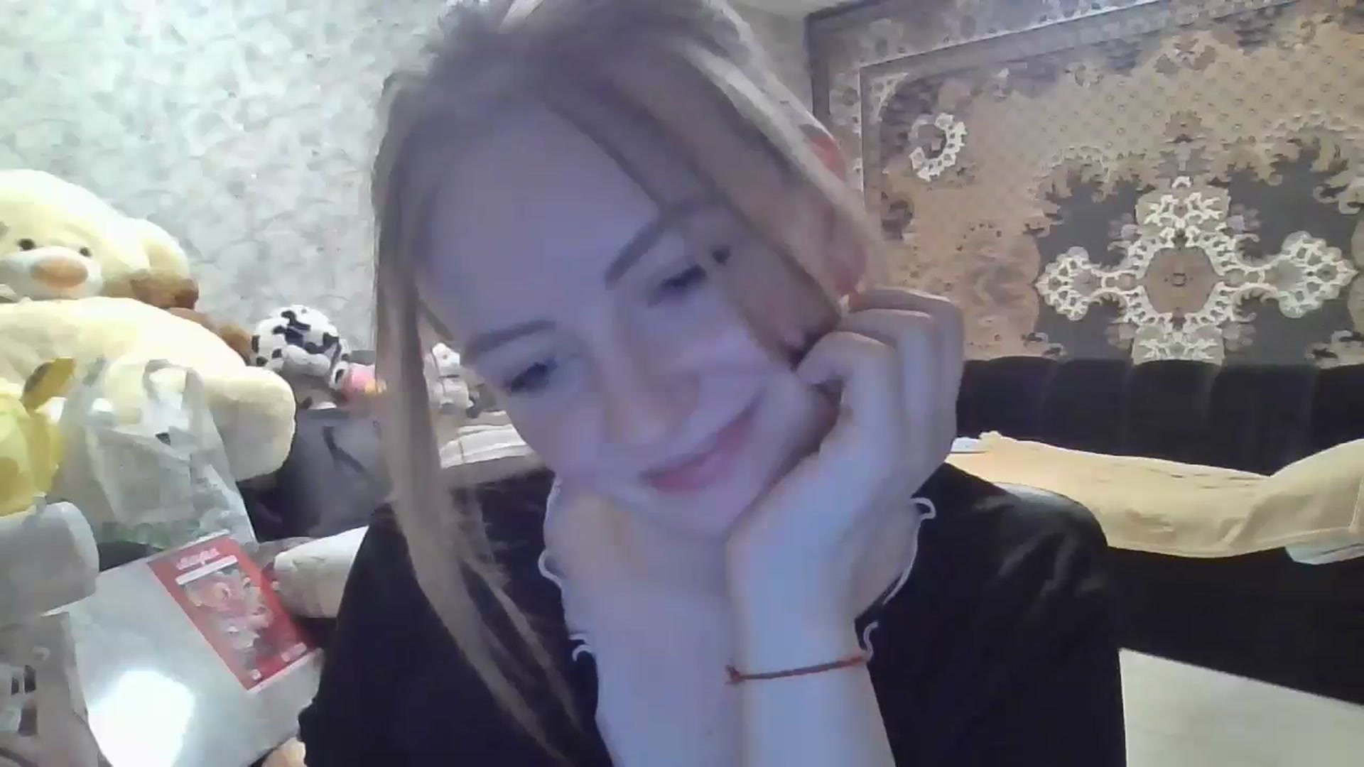 Gallery image thumbnail from DinaLennox's myfreecams stream on, 01/01/2026, 18:53 image 16 of 20