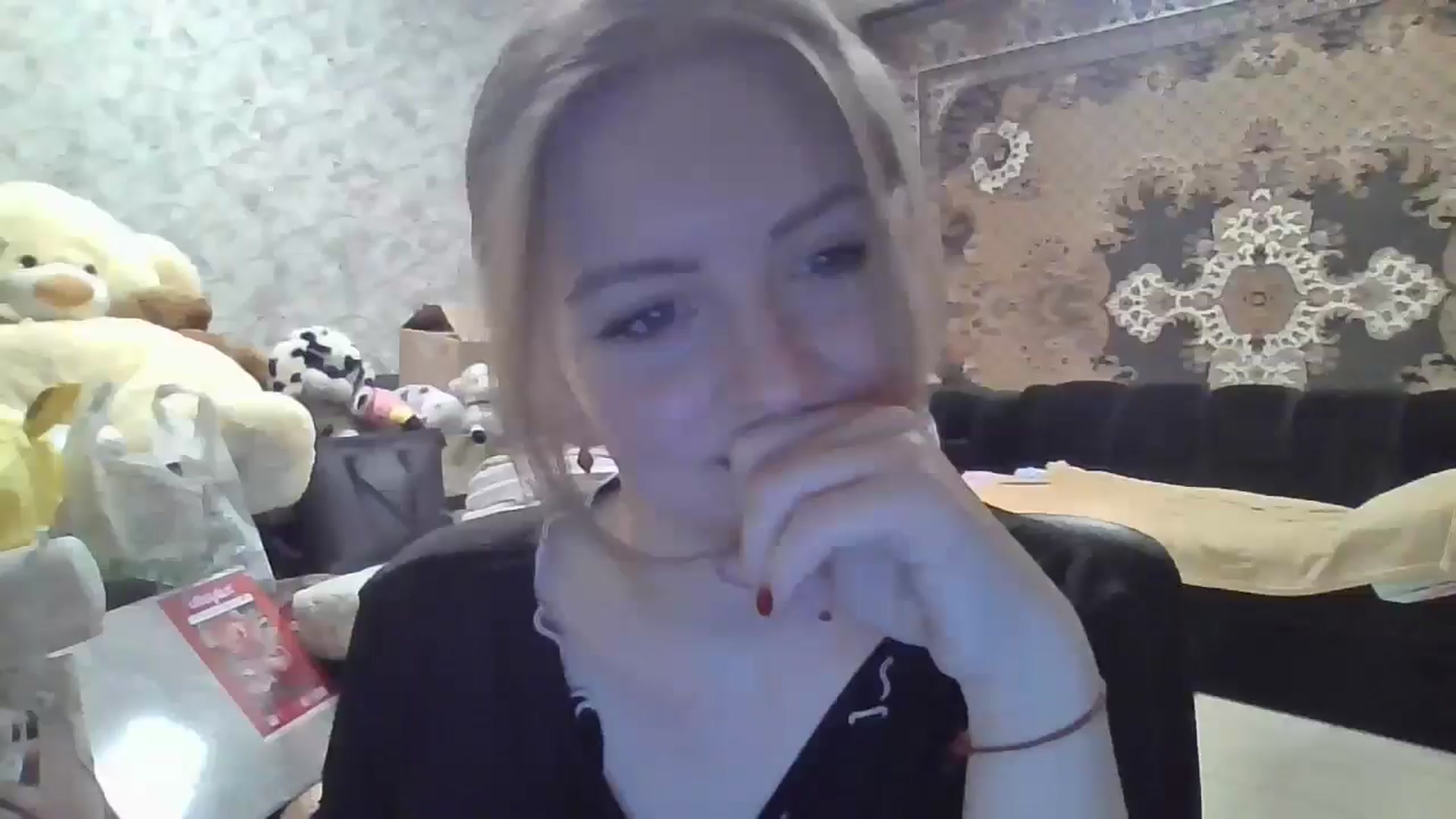 Gallery image thumbnail from DinaLennox's myfreecams stream on, 01/01/2026, 18:53 image 19 of 20
