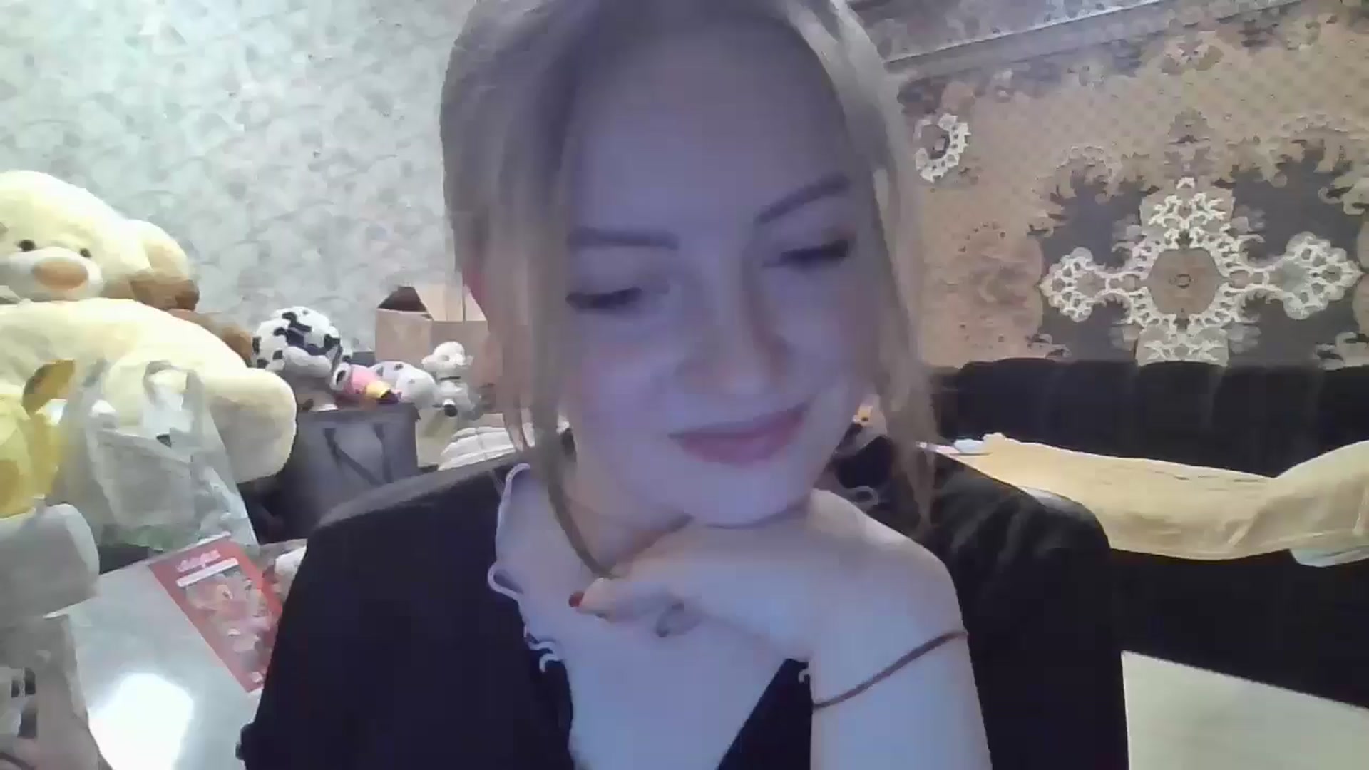 Gallery image thumbnail from DinaLennox's myfreecams stream on, 01/01/2026, 18:53 image 10 of 20