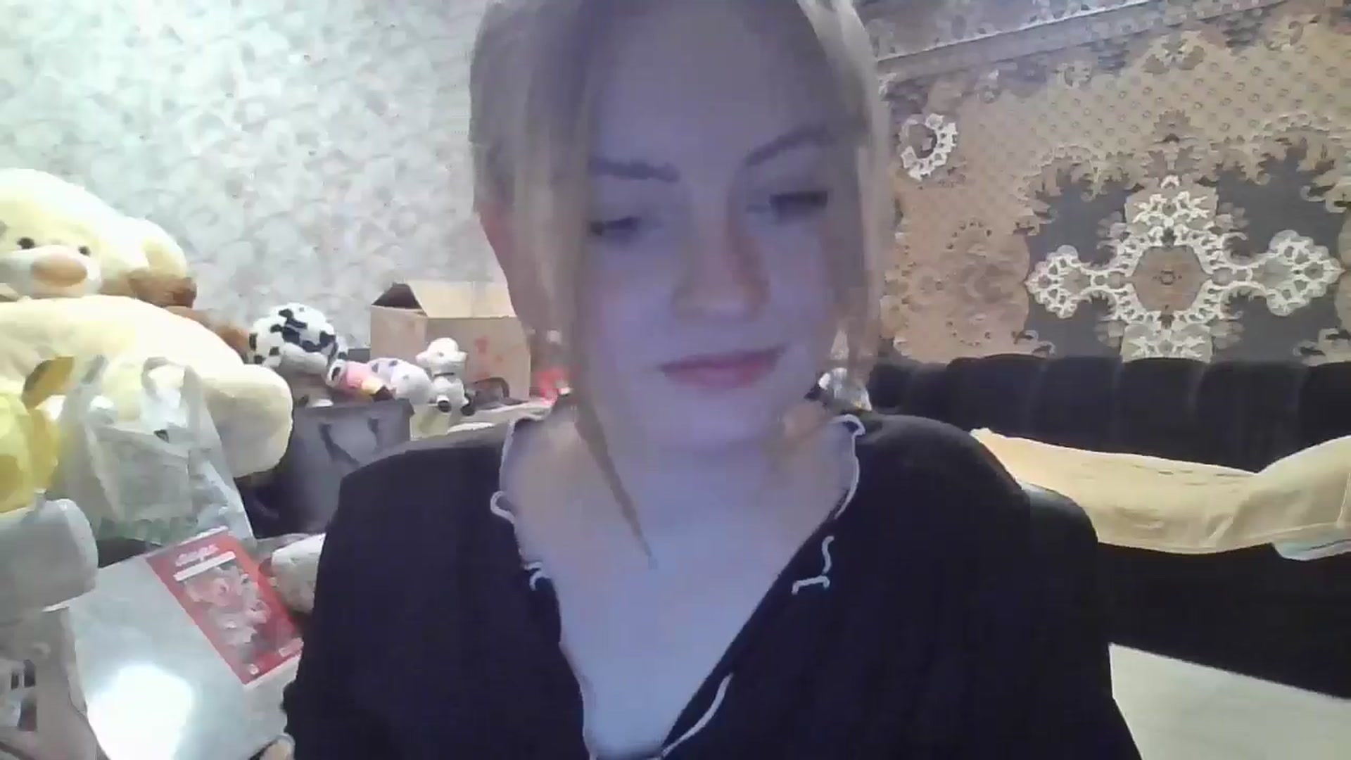 Gallery image thumbnail from DinaLennox's myfreecams stream on, 01/01/2026, 18:53 image 14 of 20