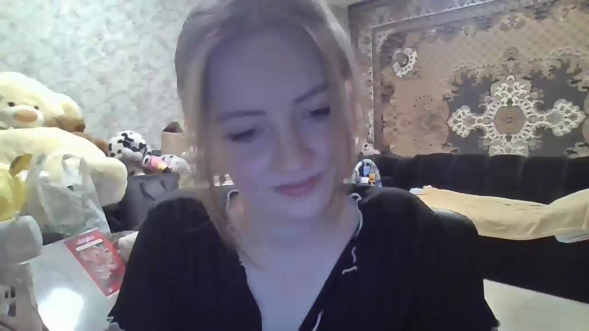 Gallery image thumbnail from DinaLennox's myfreecams stream on, 01/01/2026, 18:53 image 20 of 20