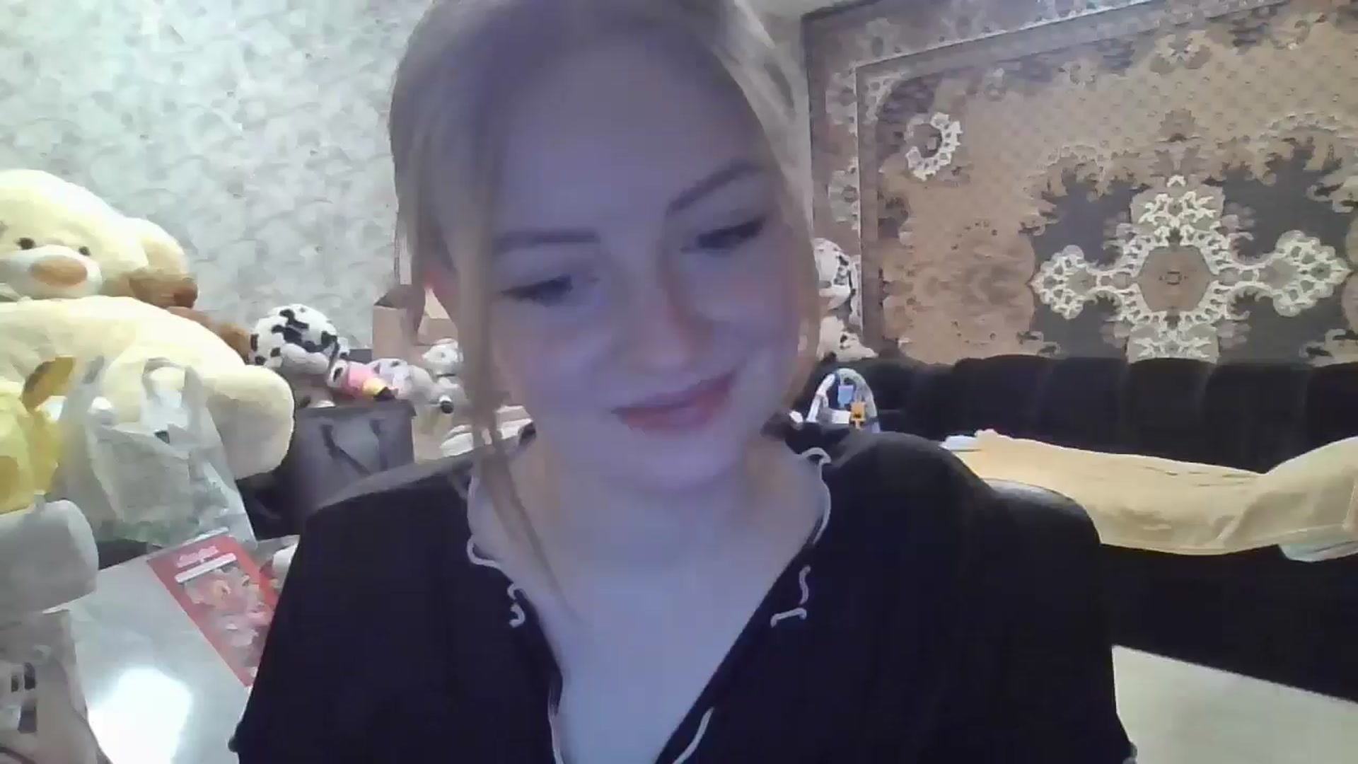 Gallery image thumbnail from DinaLennox's myfreecams stream on, 01/01/2026, 18:53 image 2 of 20