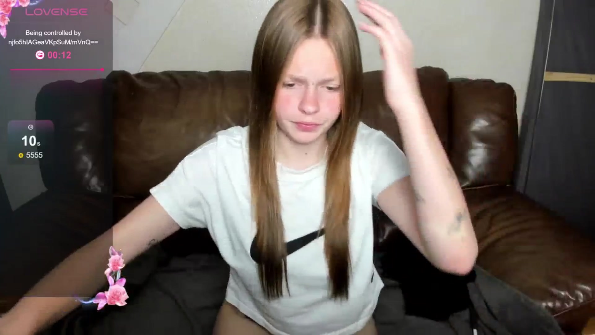 Gallery image thumbnail from DinaRock's myfreecams stream on, 06/15/2024, 10:27 image 16 of 20