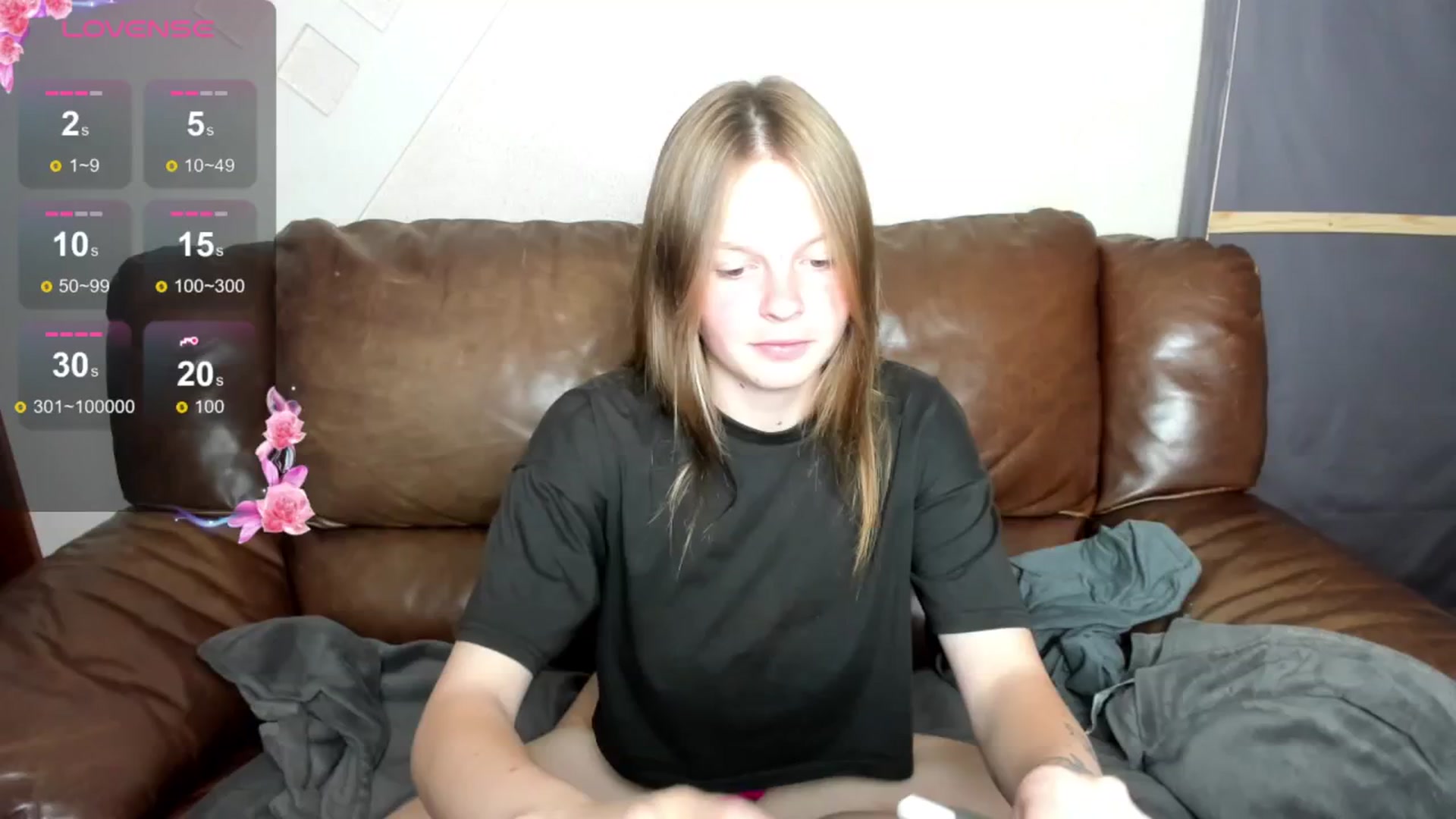 Gallery image thumbnail from DinaRock's myfreecams stream on, 06/27/2024, 09:54 image 10 of 20