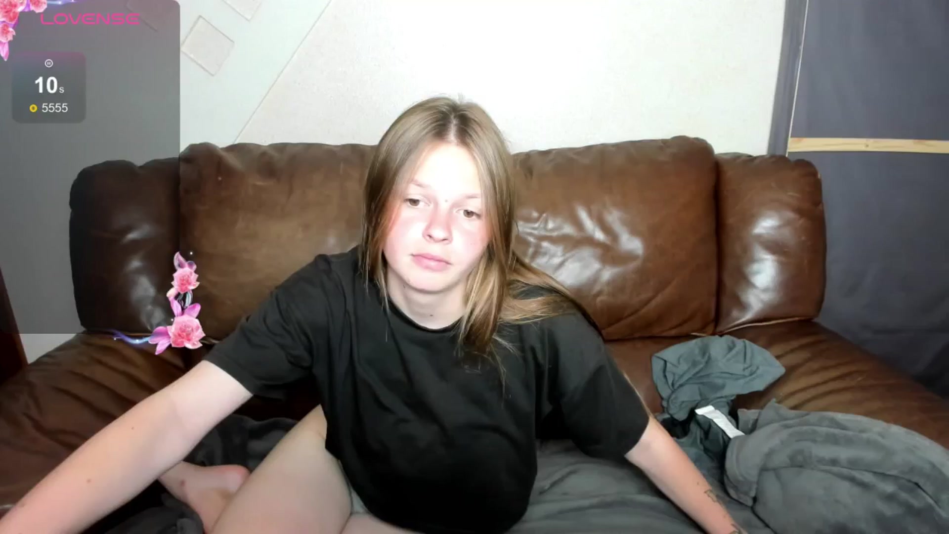 Gallery image thumbnail from DinaRock's myfreecams stream on, 06/27/2024, 09:54 image 9 of 20