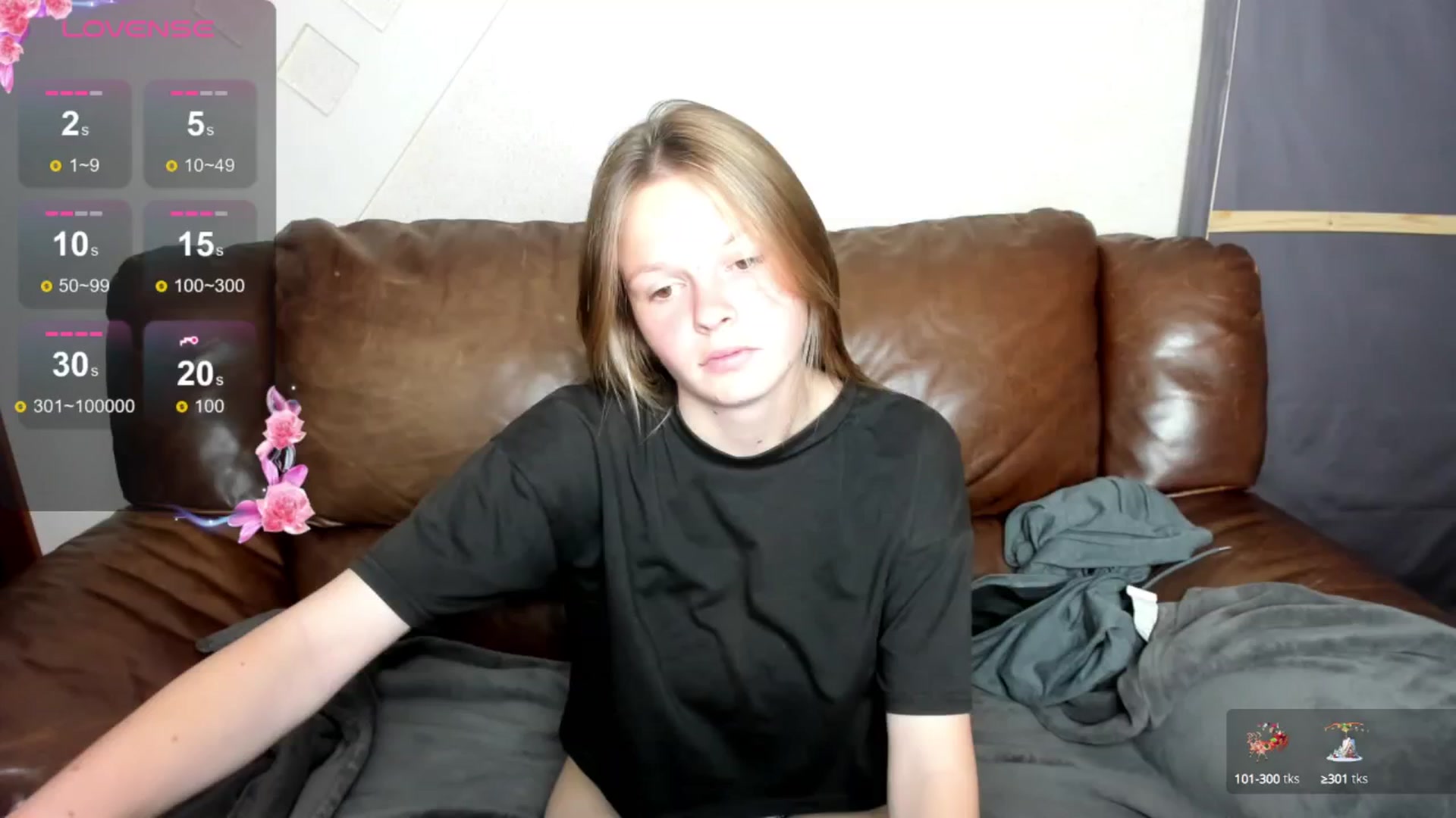 Gallery image thumbnail from DinaRock's myfreecams stream on, 06/27/2024, 09:54 image 6 of 20
