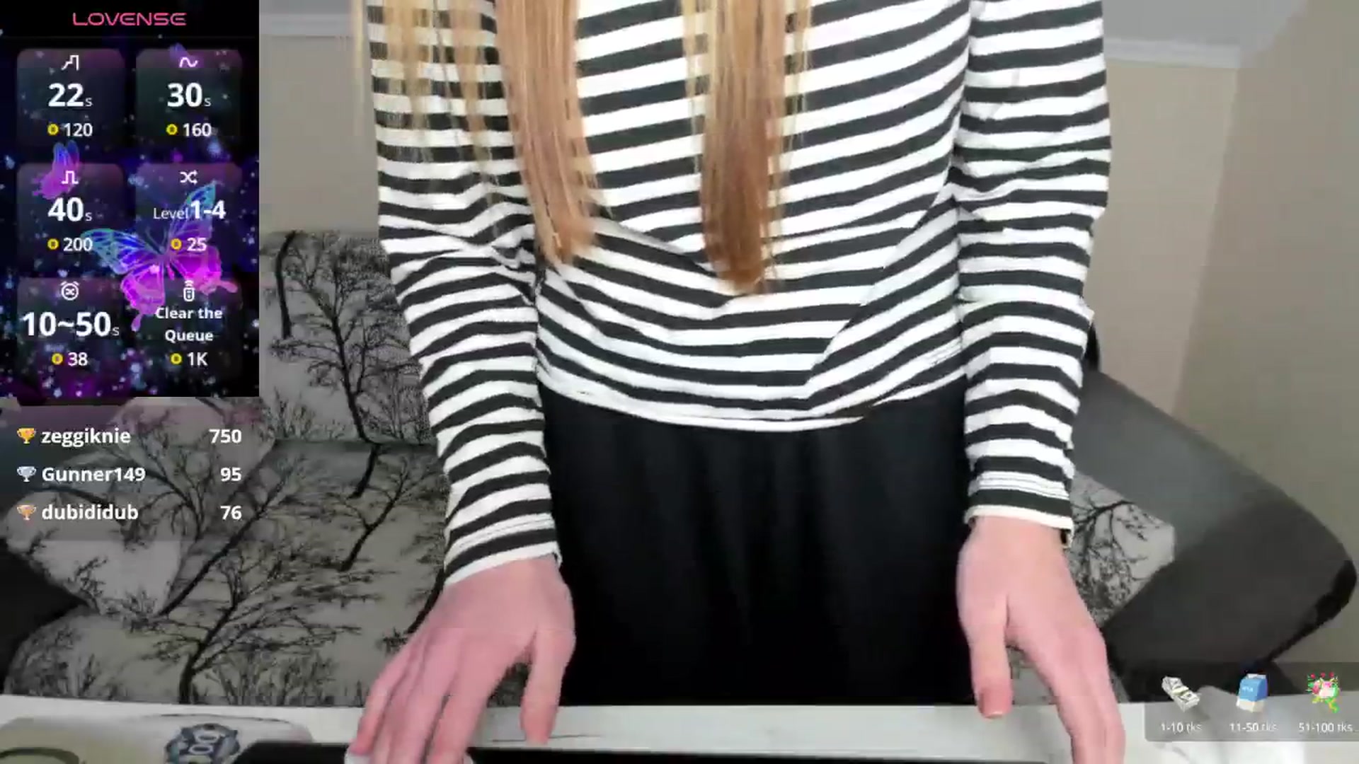 Gallery image thumbnail from DinaRock's myfreecams stream on, 11/17/2024, 12:23 image 19 of 20
