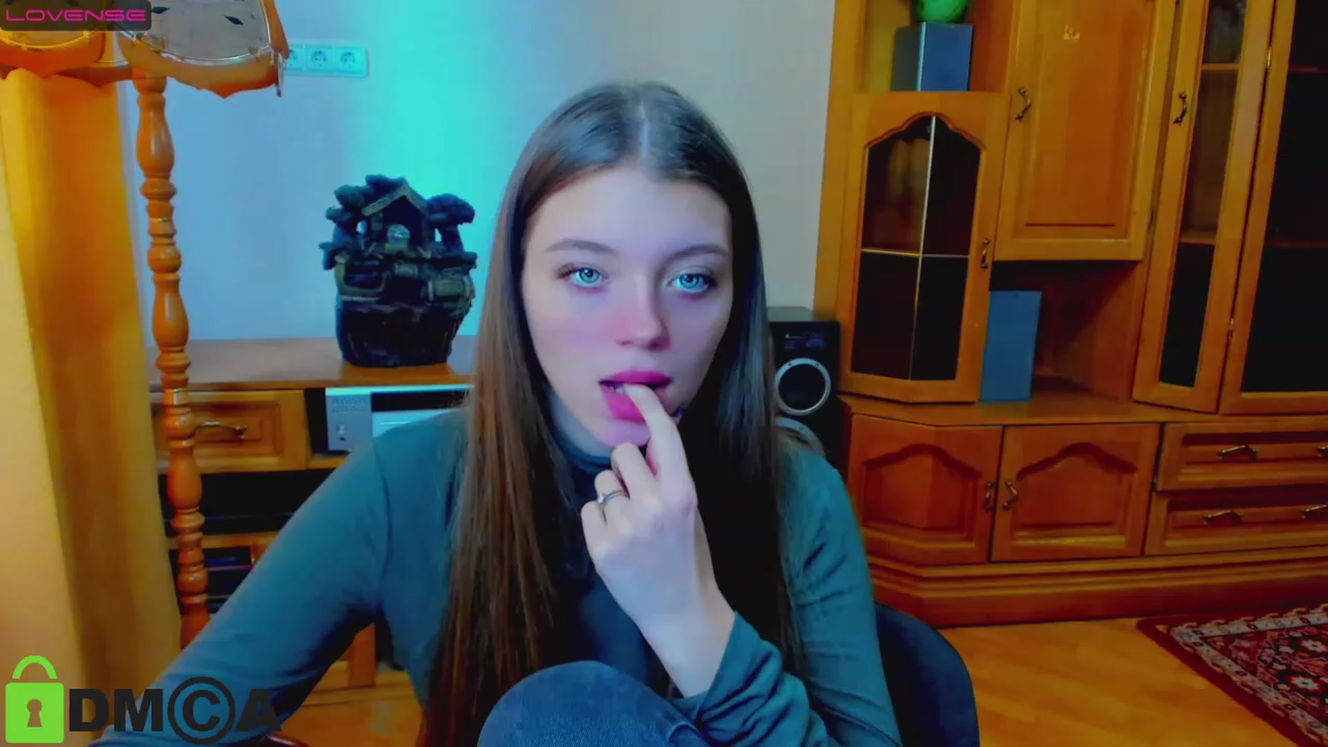 Gallery image thumbnail from DinaTin's myfreecams stream on, 02/11/2023, 11:58 image 5 of 20