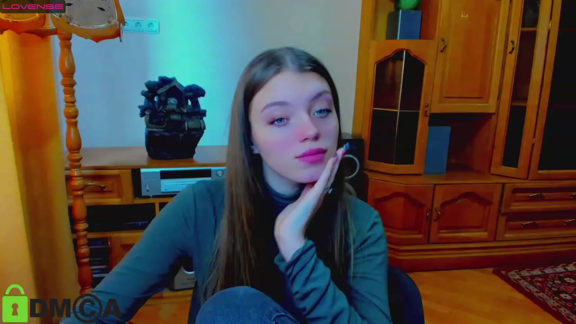 Gallery image thumbnail from DinaTin's myfreecams stream on, 02/11/2023, 11:58 image 15 of 20