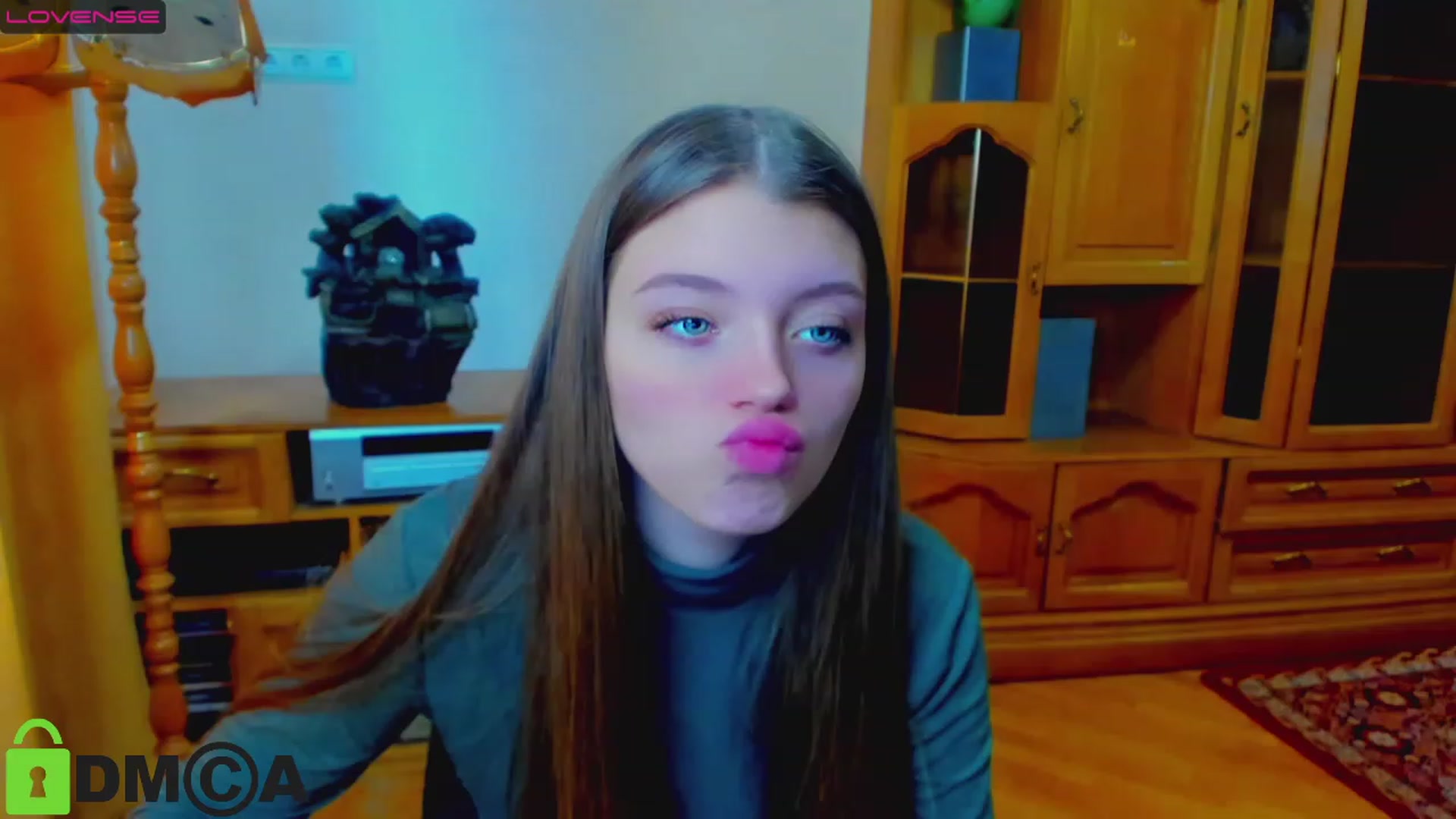 Gallery image thumbnail from DinaTin's myfreecams stream on, 02/11/2023, 12:39 image 5 of 20