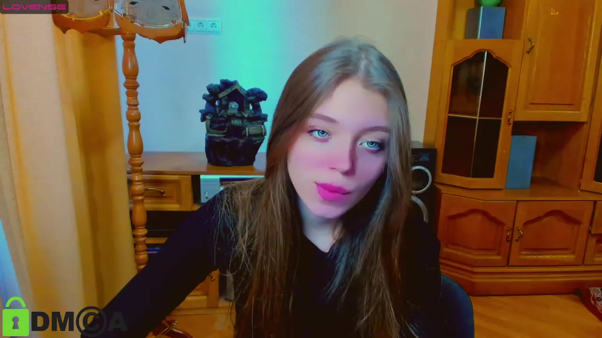 Gallery image thumbnail from DinaTin's myfreecams stream on, 02/12/2023, 11:32 image 19 of 20