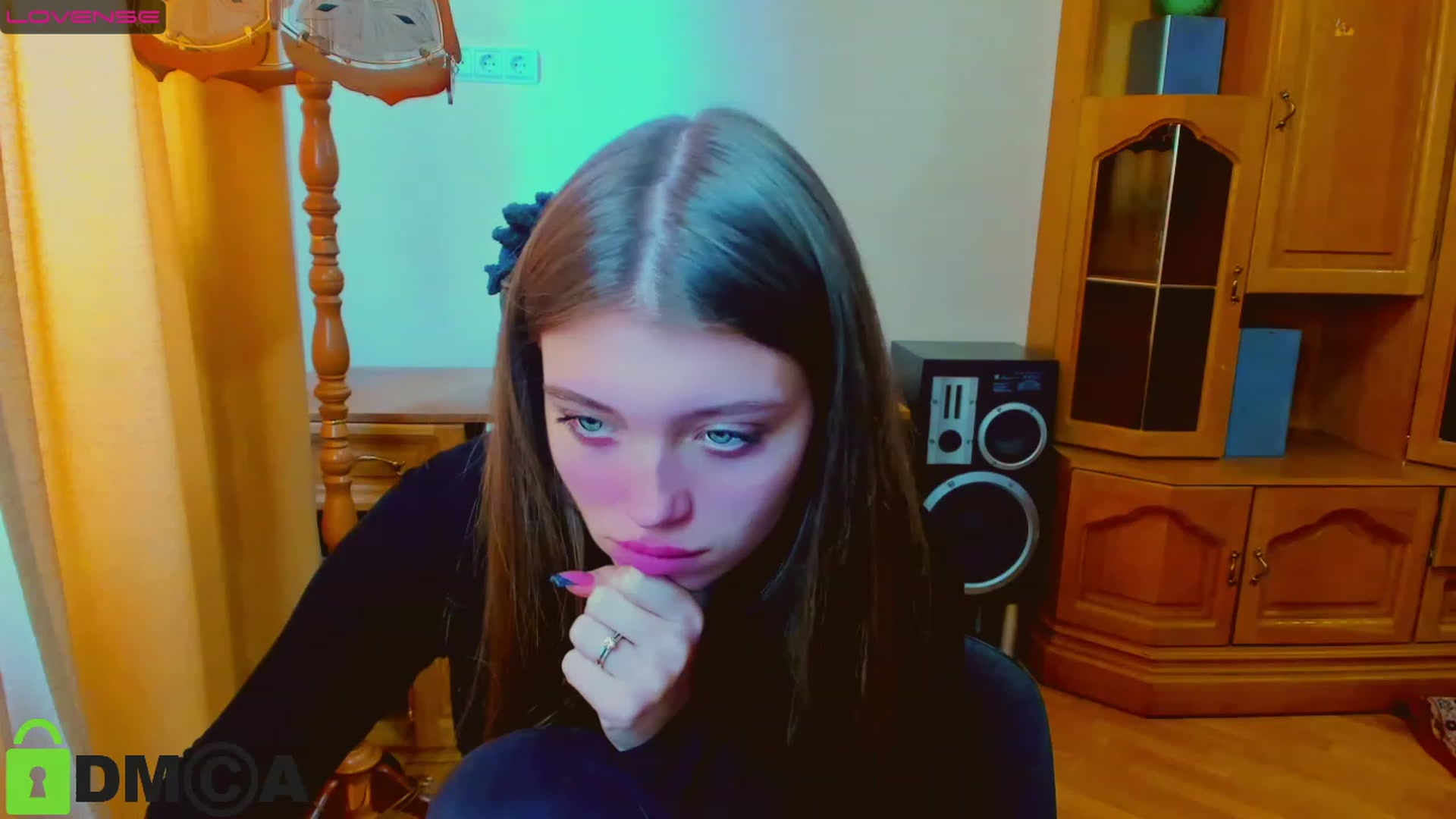 Gallery image thumbnail from DinaTin's myfreecams stream on, 02/12/2023, 12:56 image 11 of 20