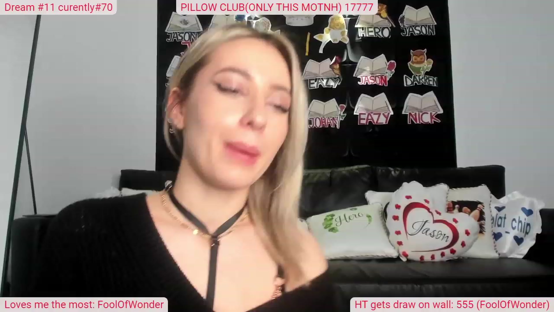 Gallery image thumbnail from DinasLibrary's myfreecams stream on, 11/18/2022, 05:35 image 5 of 20