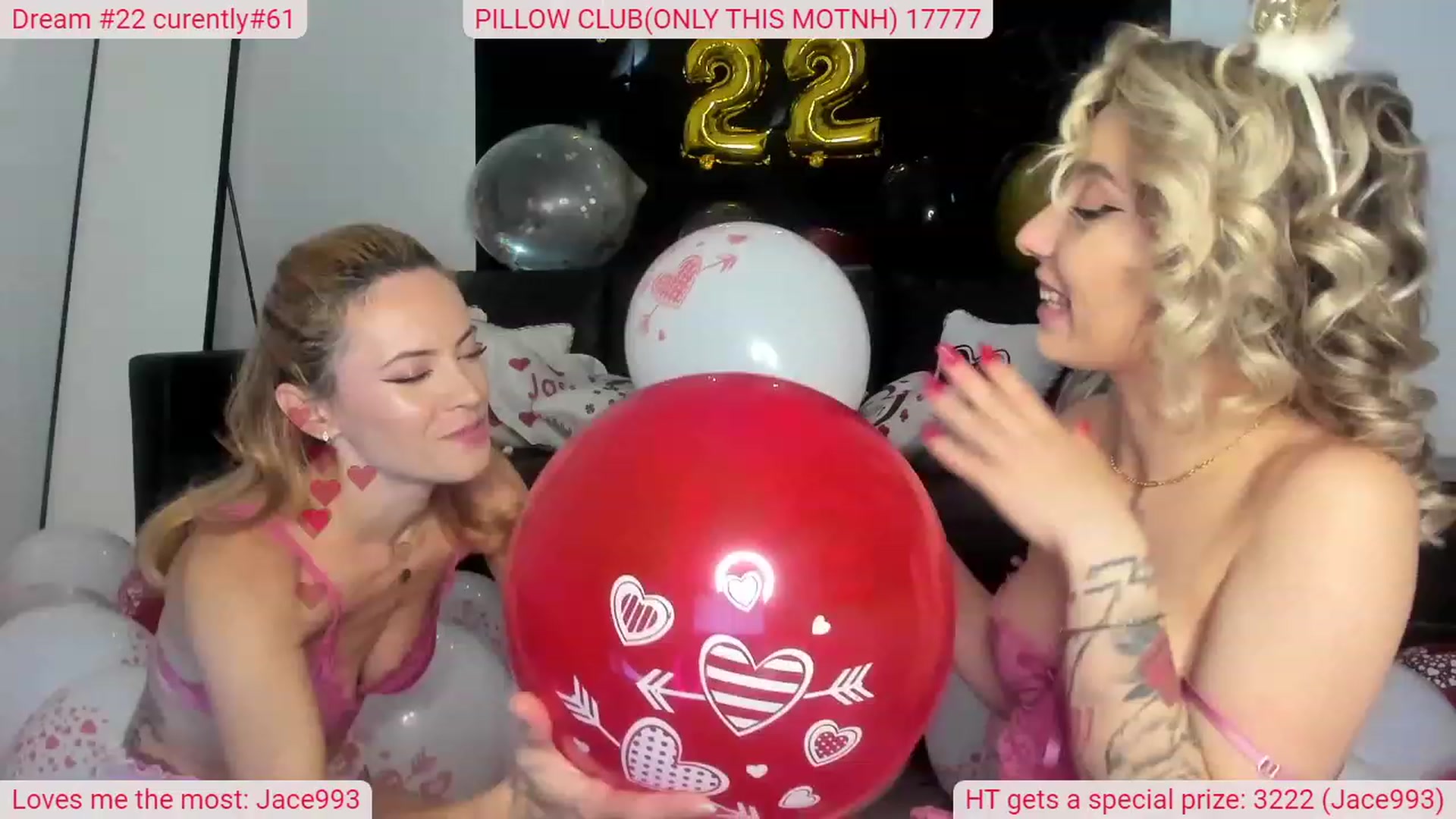 Gallery image thumbnail from DinasLibrary's myfreecams stream on, 11/20/2022, 05:47 image 11 of 20