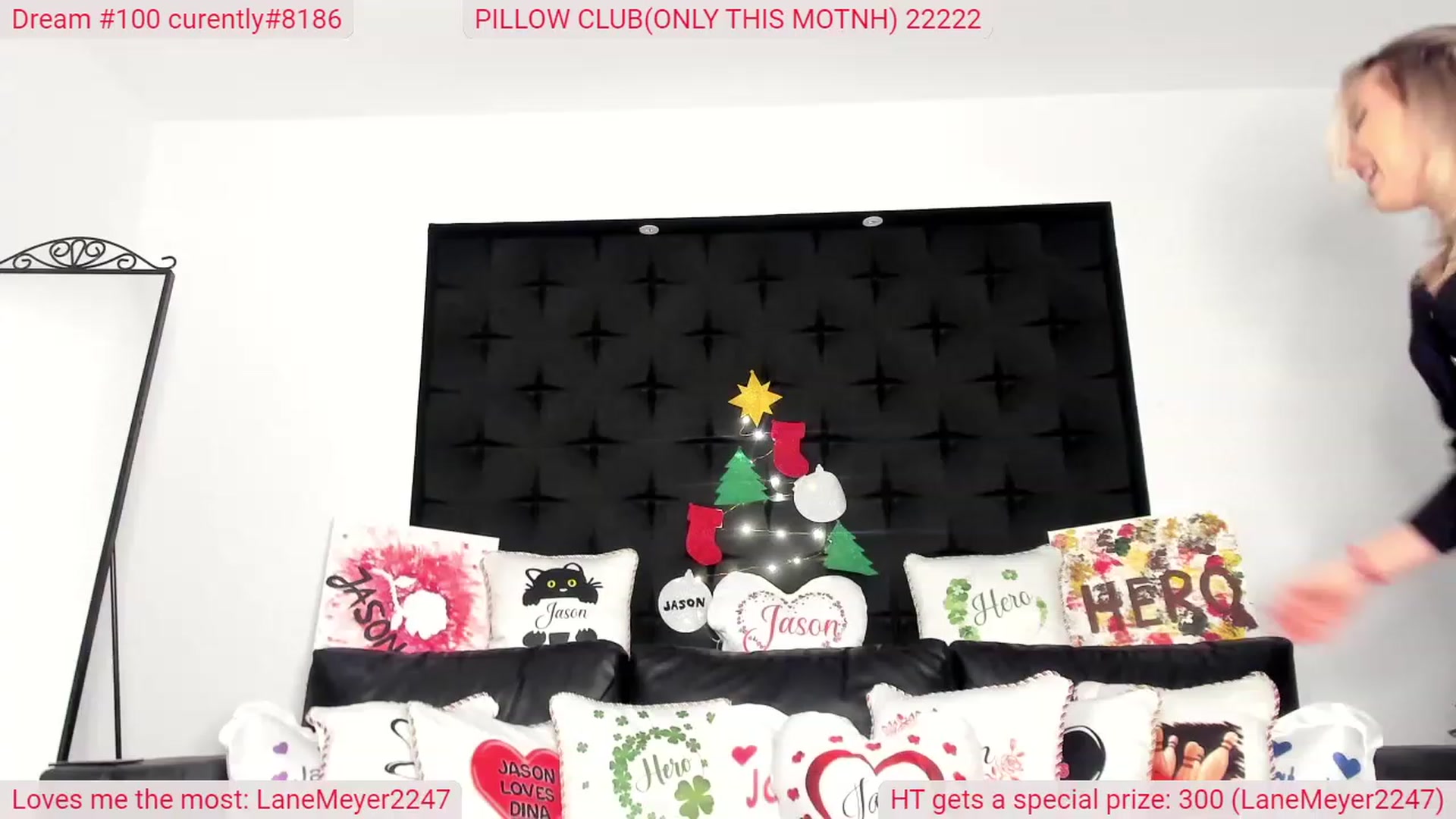 Gallery image thumbnail from DinasLibrary's myfreecams stream on, 12/09/2022, 04:33 image 1 of 20