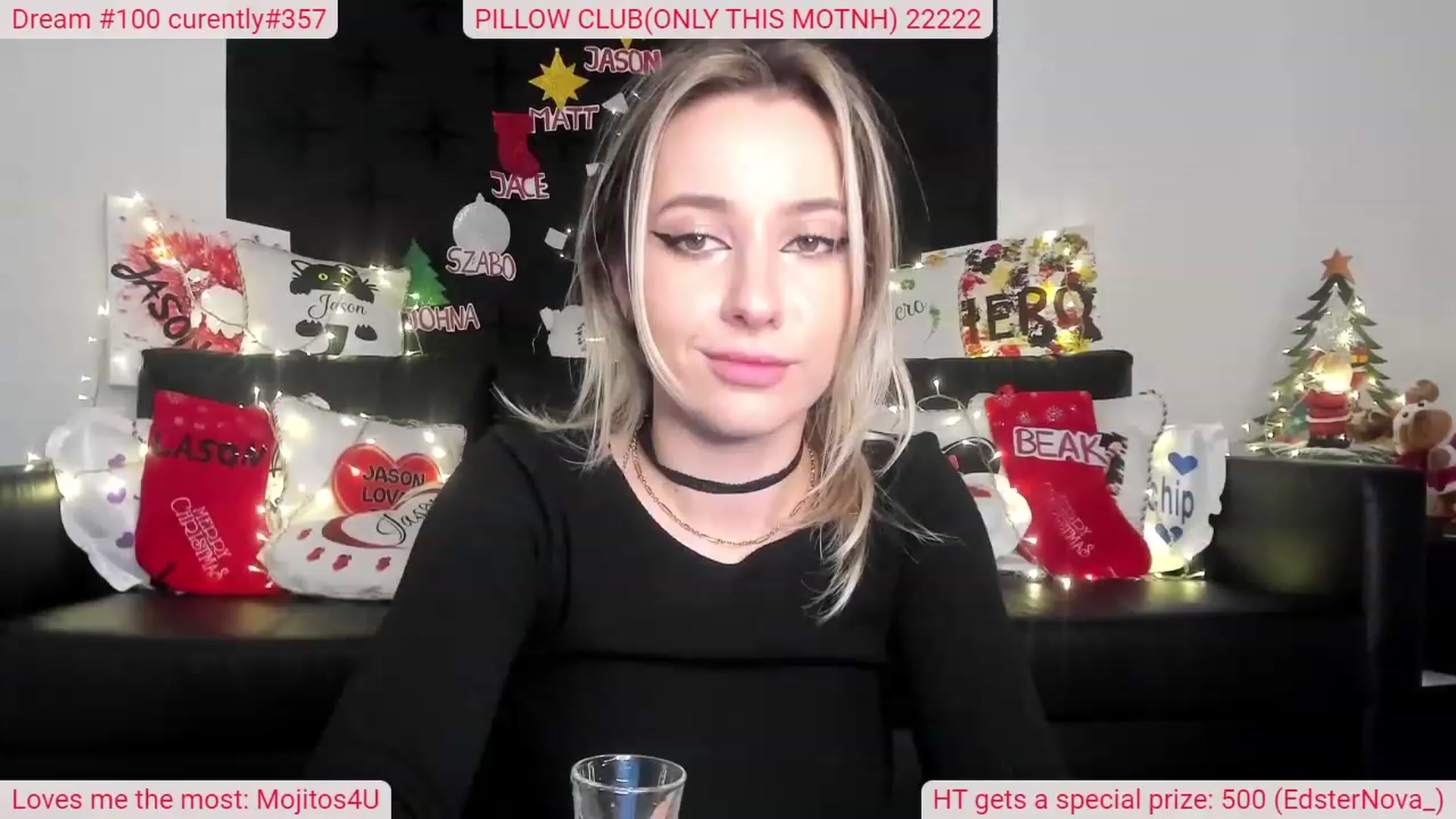 Gallery image thumbnail from DinasLibrary's myfreecams stream on, 12/18/2022, 05:40 image 3 of 20