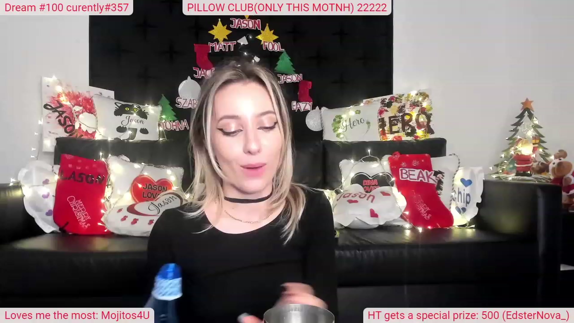 Gallery image thumbnail from DinasLibrary's myfreecams stream on, 12/18/2022, 05:40 image 4 of 20