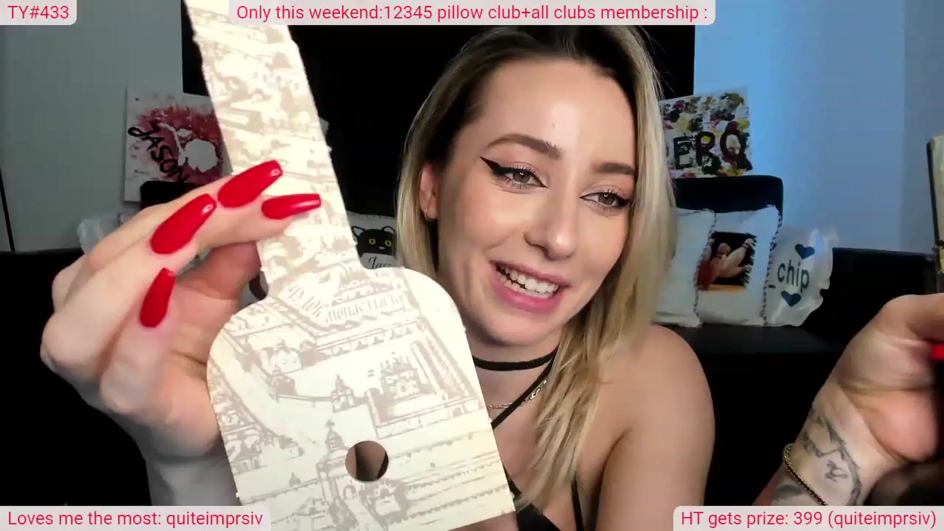 Gallery image thumbnail from DinasLibrary's myfreecams stream on, 01/21/2023, 07:18 image 4 of 20