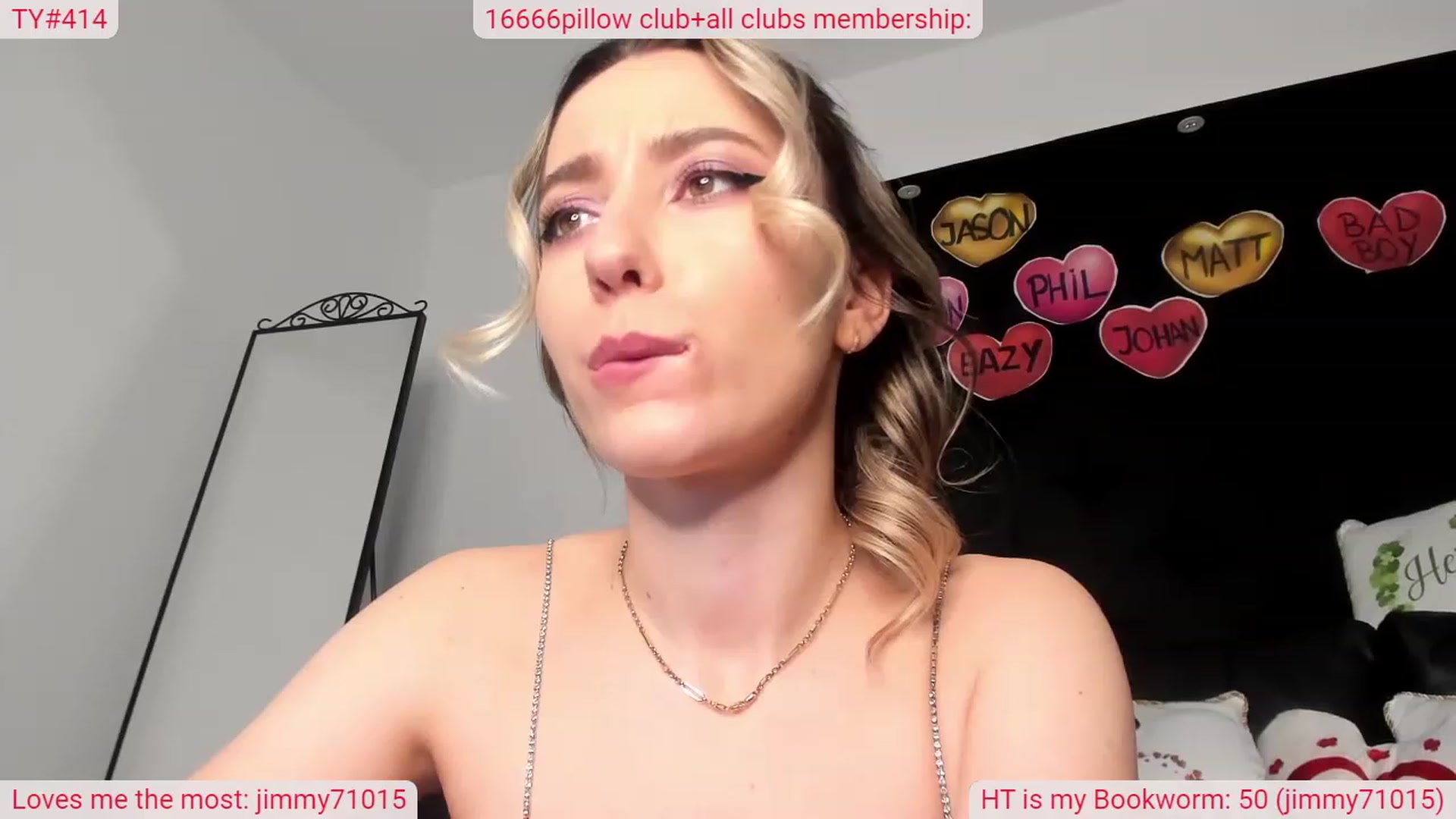 Gallery image thumbnail from DinasLibrary's myfreecams stream on, 02/26/2023, 05:53 image 7 of 20