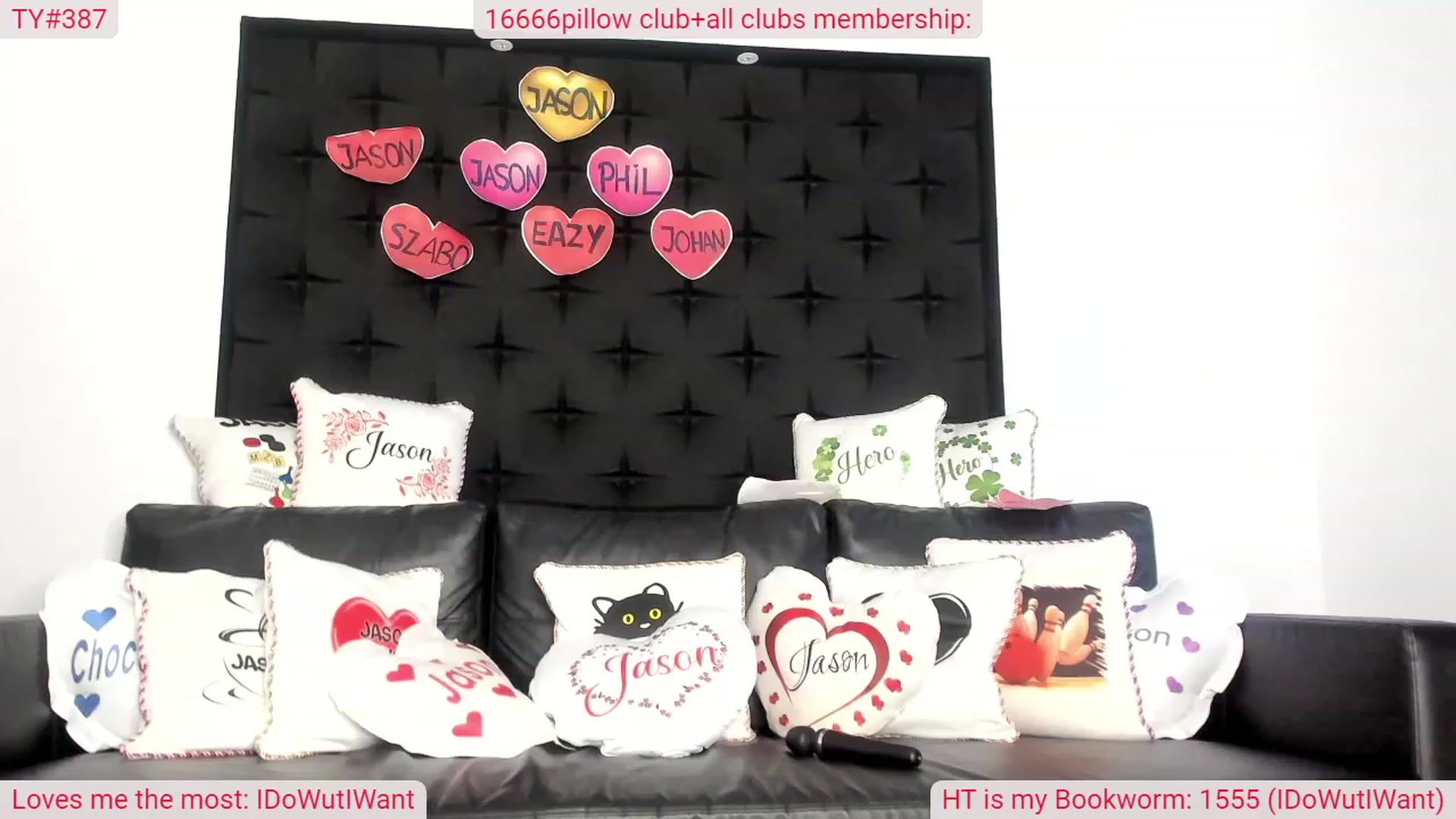 Gallery image thumbnail from DinasLibrary's myfreecams stream on, 02/26/2023, 07:37 image 13 of 20