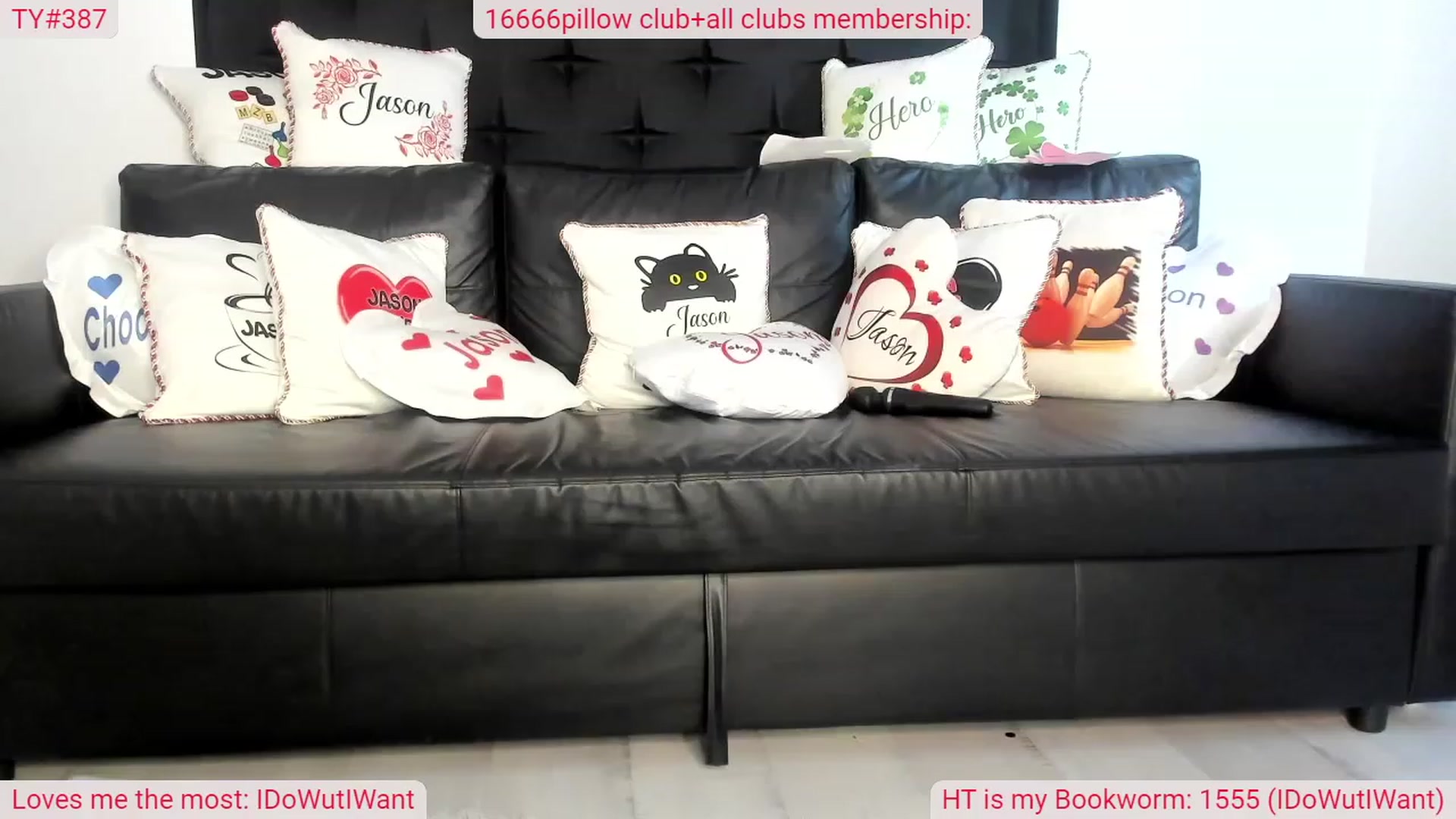 Gallery image thumbnail from DinasLibrary's myfreecams stream on, 02/26/2023, 08:23 image 1 of 20