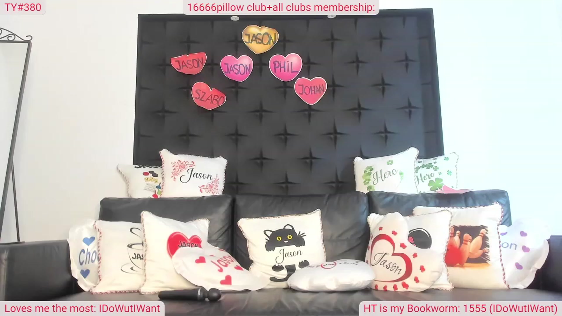Gallery image thumbnail from DinasLibrary's myfreecams stream on, 02/26/2023, 09:10 image 8 of 20