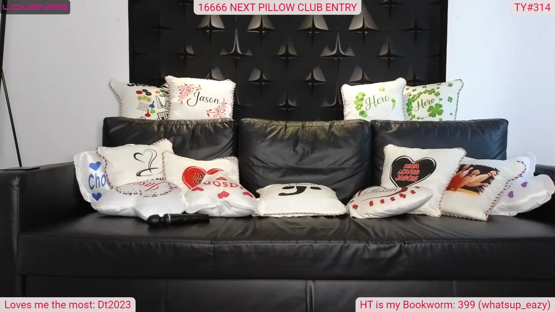Gallery image thumbnail from DinasLibrary's myfreecams stream on, 03/24/2023, 06:06 image 9 of 20