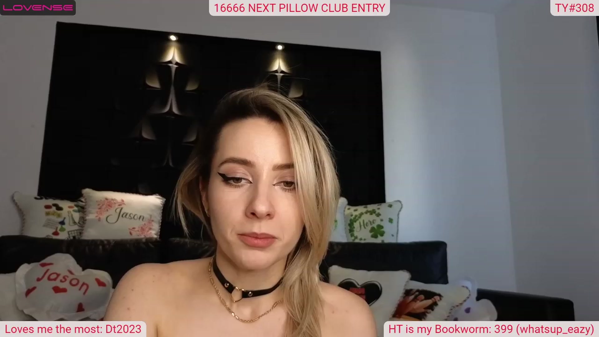 Gallery image thumbnail from DinasLibrary's myfreecams stream on, 03/24/2023, 07:36 image 2 of 20