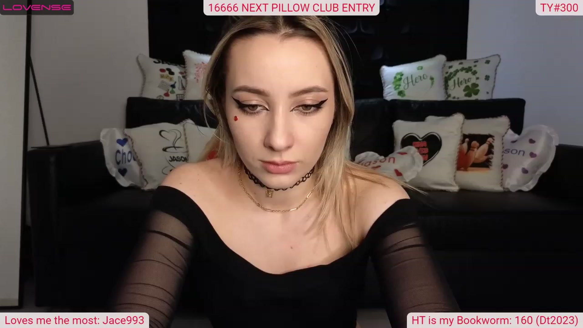 Gallery image thumbnail from DinasLibrary's myfreecams stream on, 03/25/2023, 06:18 image 4 of 20
