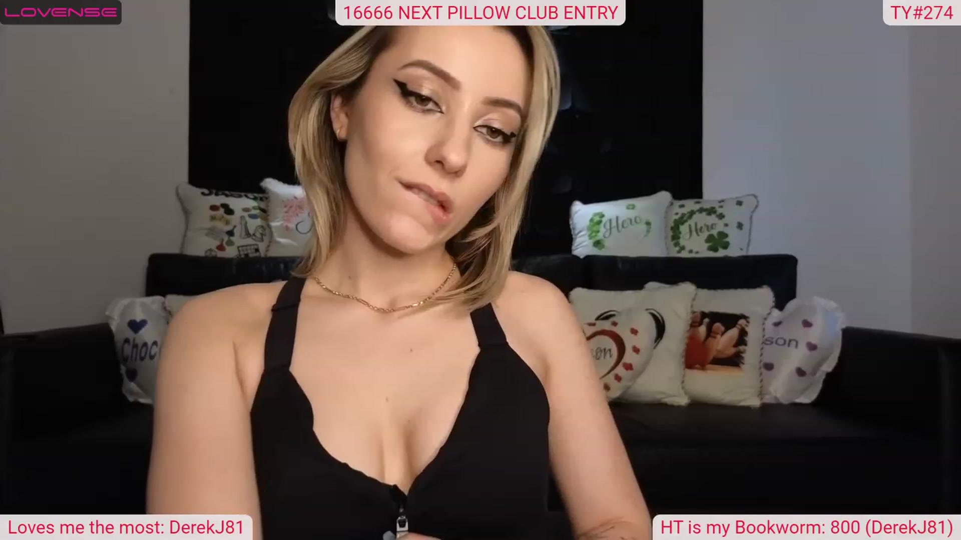 Gallery image thumbnail from DinasLibrary's myfreecams stream on, 03/26/2023, 05:42 image 11 of 20