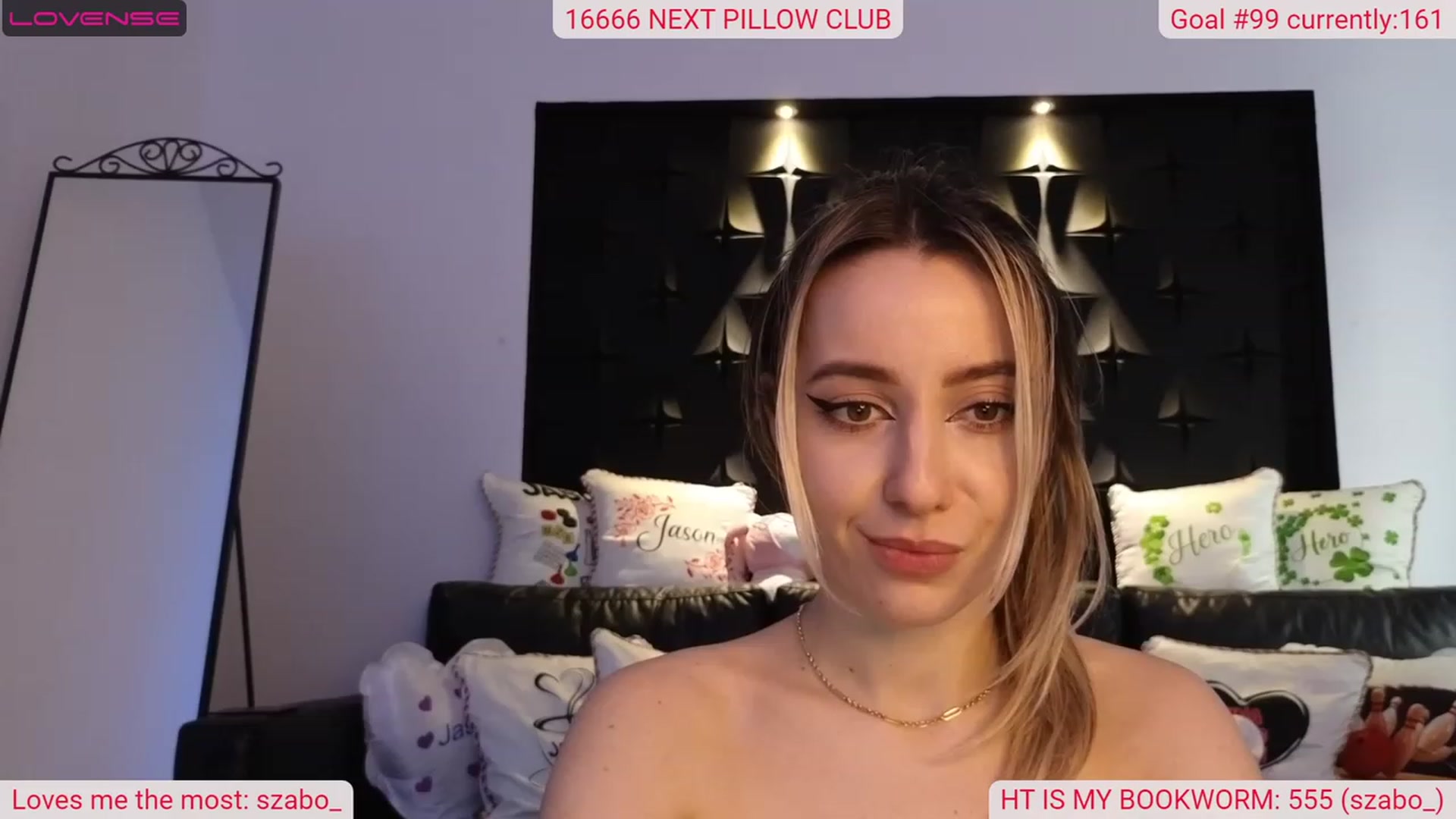Gallery image thumbnail from DinasLibrary's myfreecams stream on, 04/20/2023, 05:45 image 18 of 20