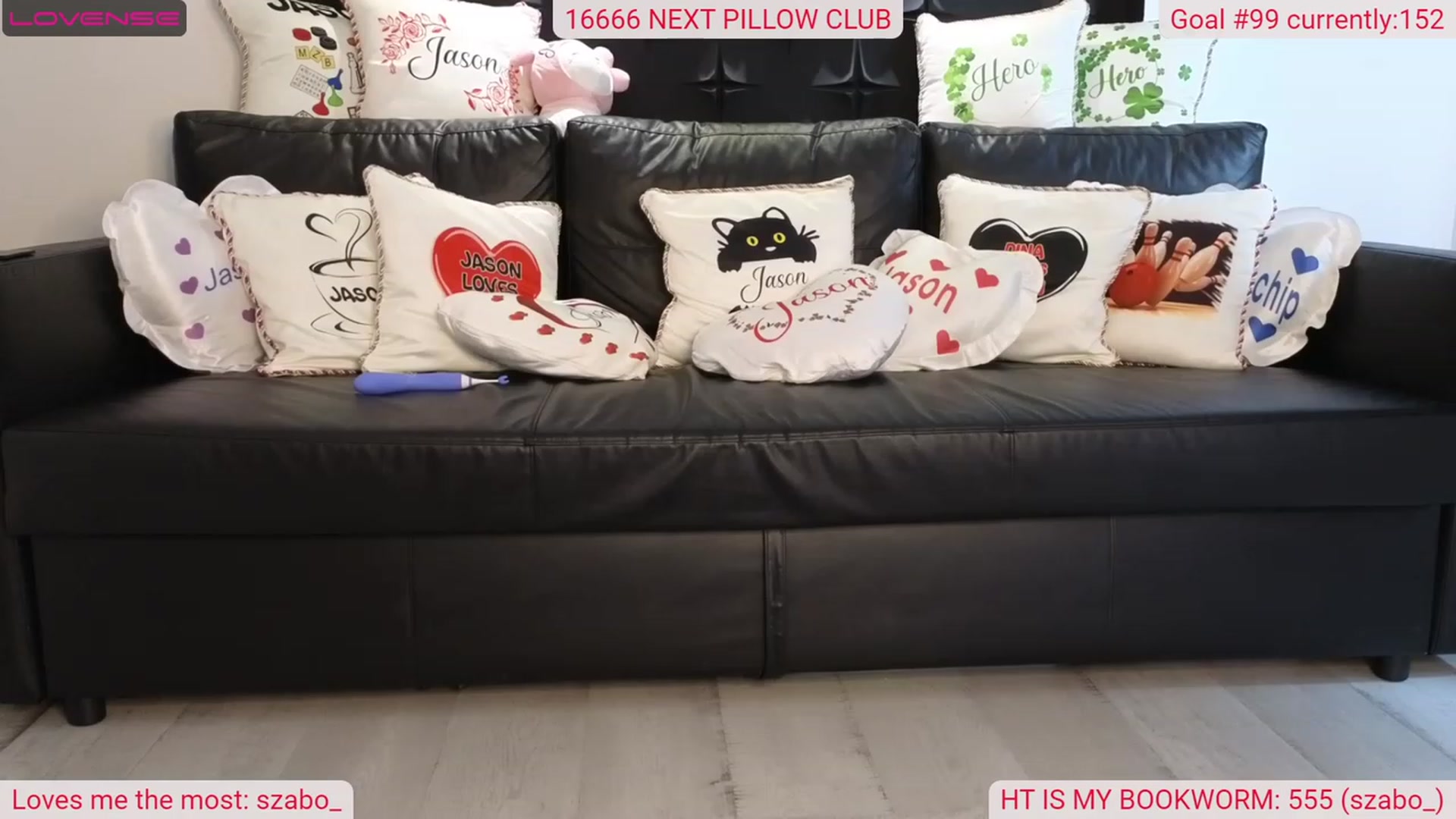 Gallery image thumbnail from DinasLibrary's myfreecams stream on, 04/20/2023, 07:28 image 18 of 20