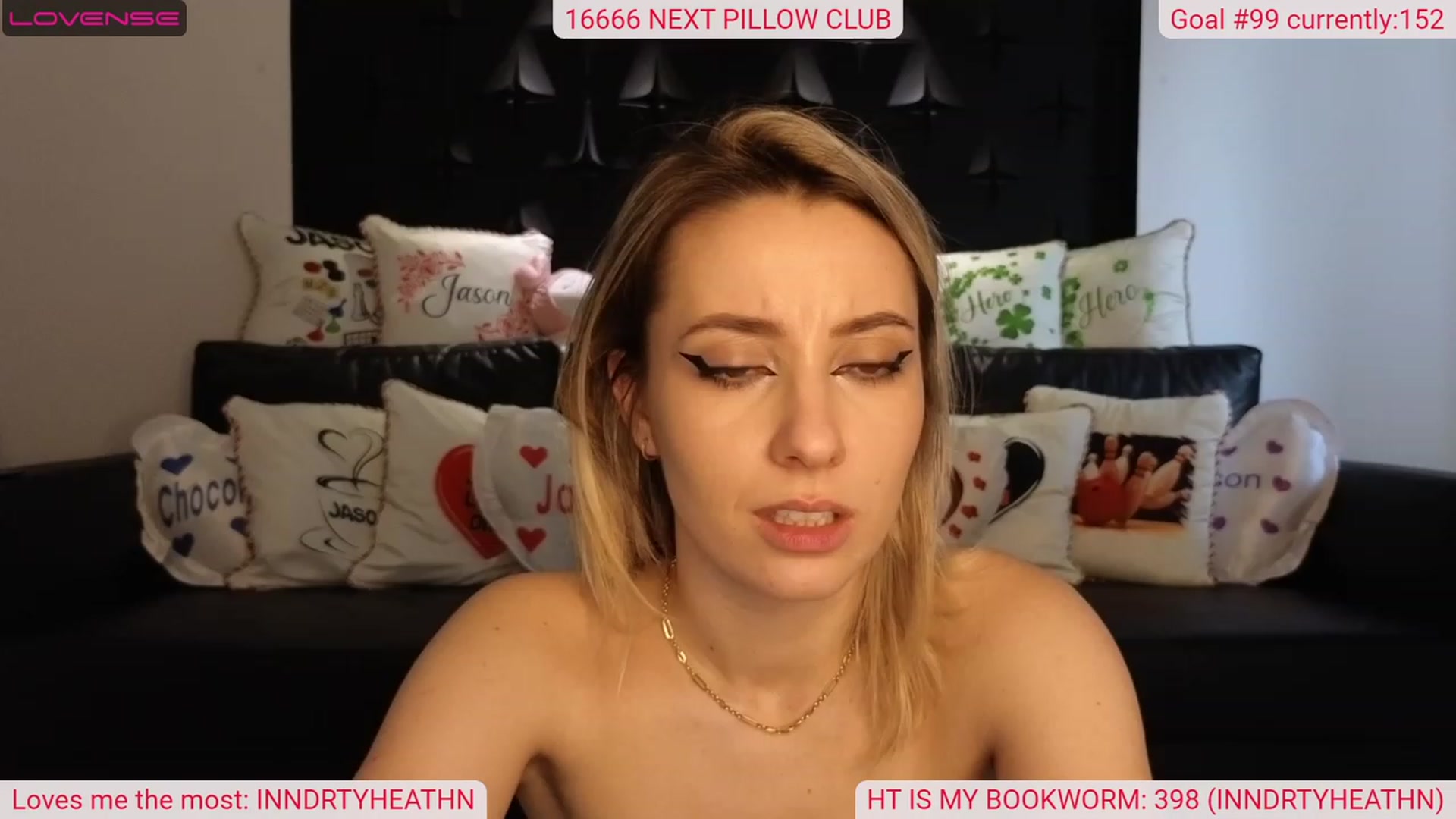 Gallery image thumbnail from DinasLibrary's myfreecams stream on, 04/21/2023, 07:22 image 4 of 20