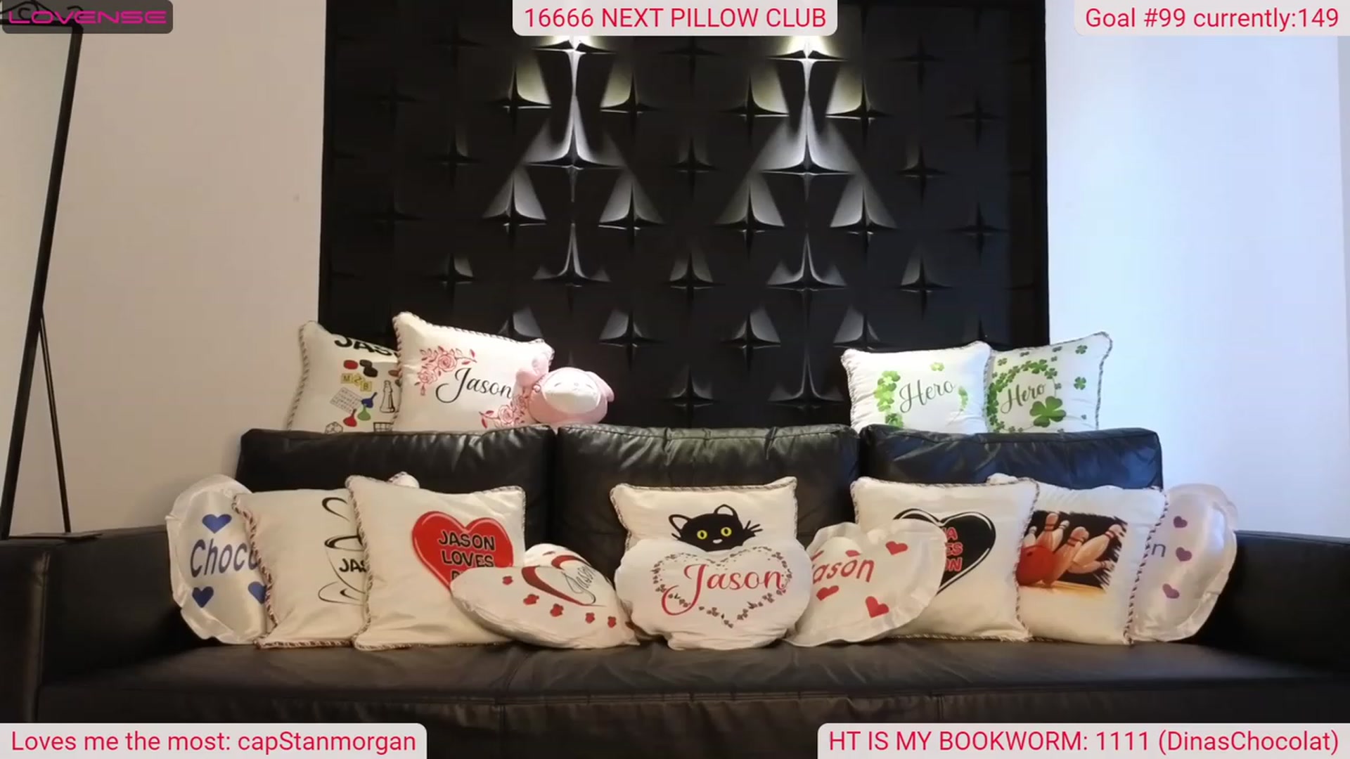 Gallery image thumbnail from DinasLibrary's myfreecams stream on, 04/22/2023, 08:52 image 1 of 20