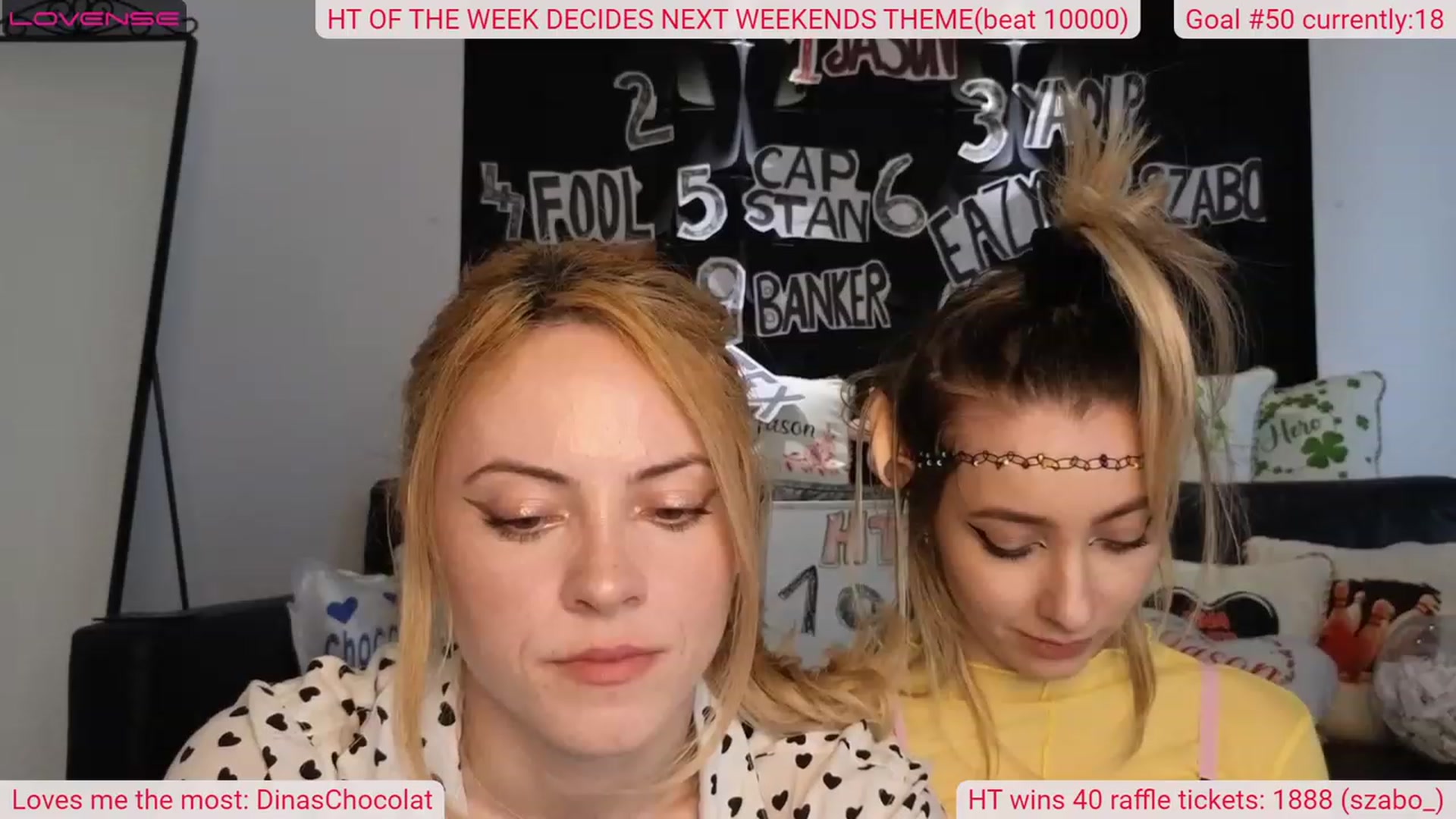 Gallery image thumbnail from DinasLibrary's myfreecams stream on, 05/08/2023, 07:05 image 12 of 20