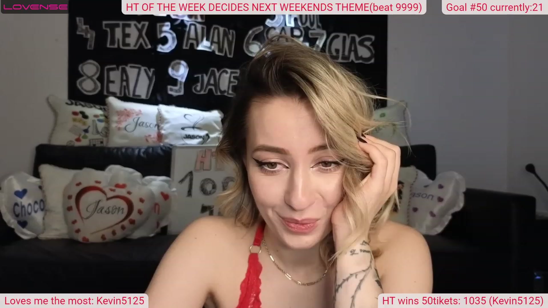 Gallery image thumbnail from DinasLibrary's myfreecams stream on, 05/15/2023, 03:09 image 9 of 20