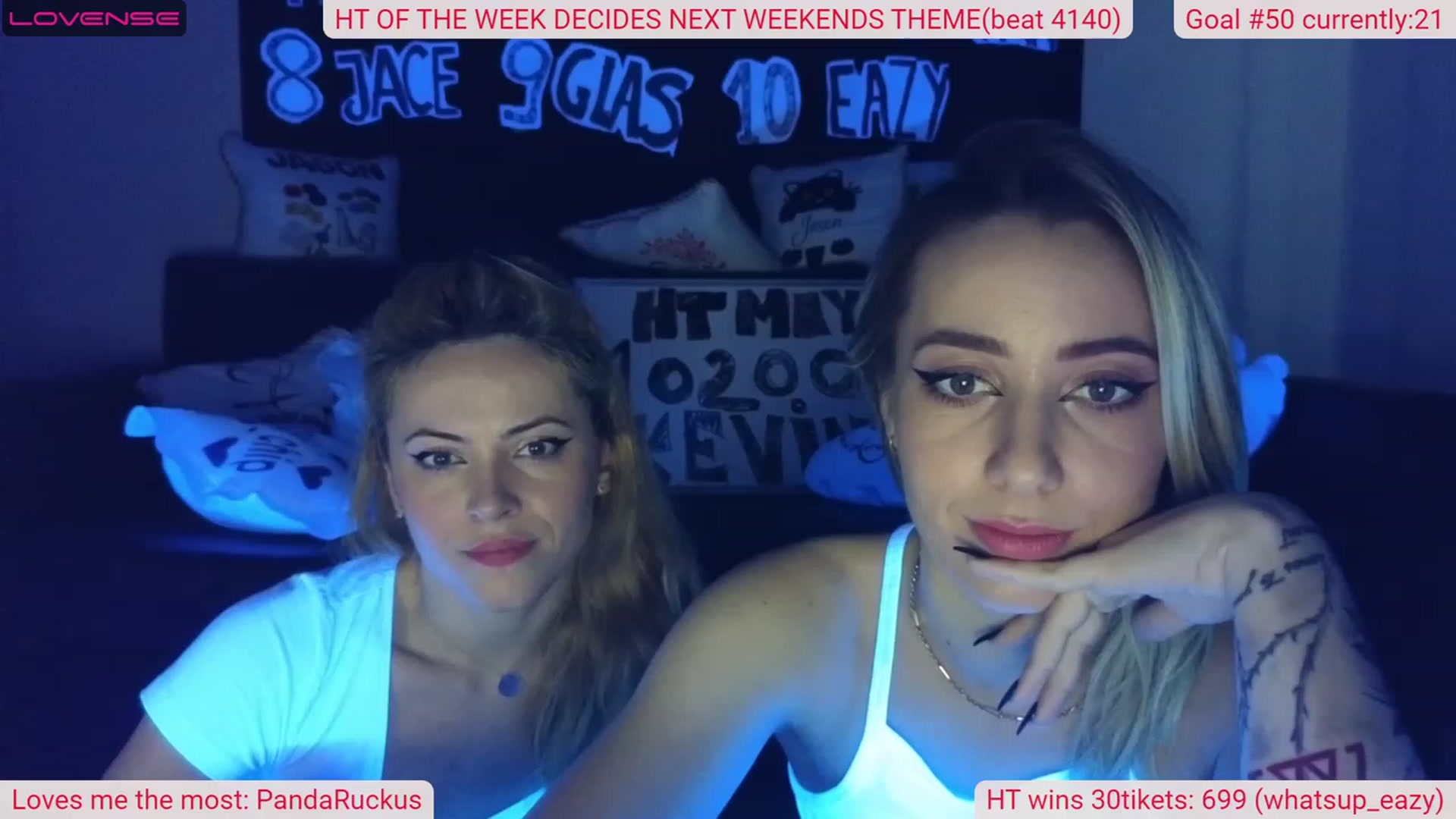Gallery image thumbnail from DinasLibrary's myfreecams stream on, 05/19/2023, 05:54 image 5 of 20