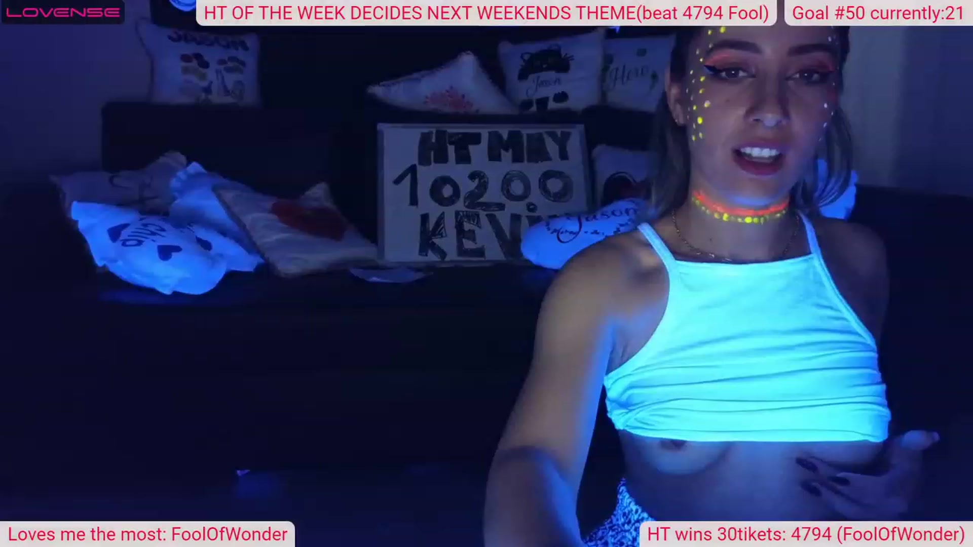 Gallery image thumbnail from DinasLibrary's myfreecams stream on, 05/19/2023, 05:54 image 20 of 20