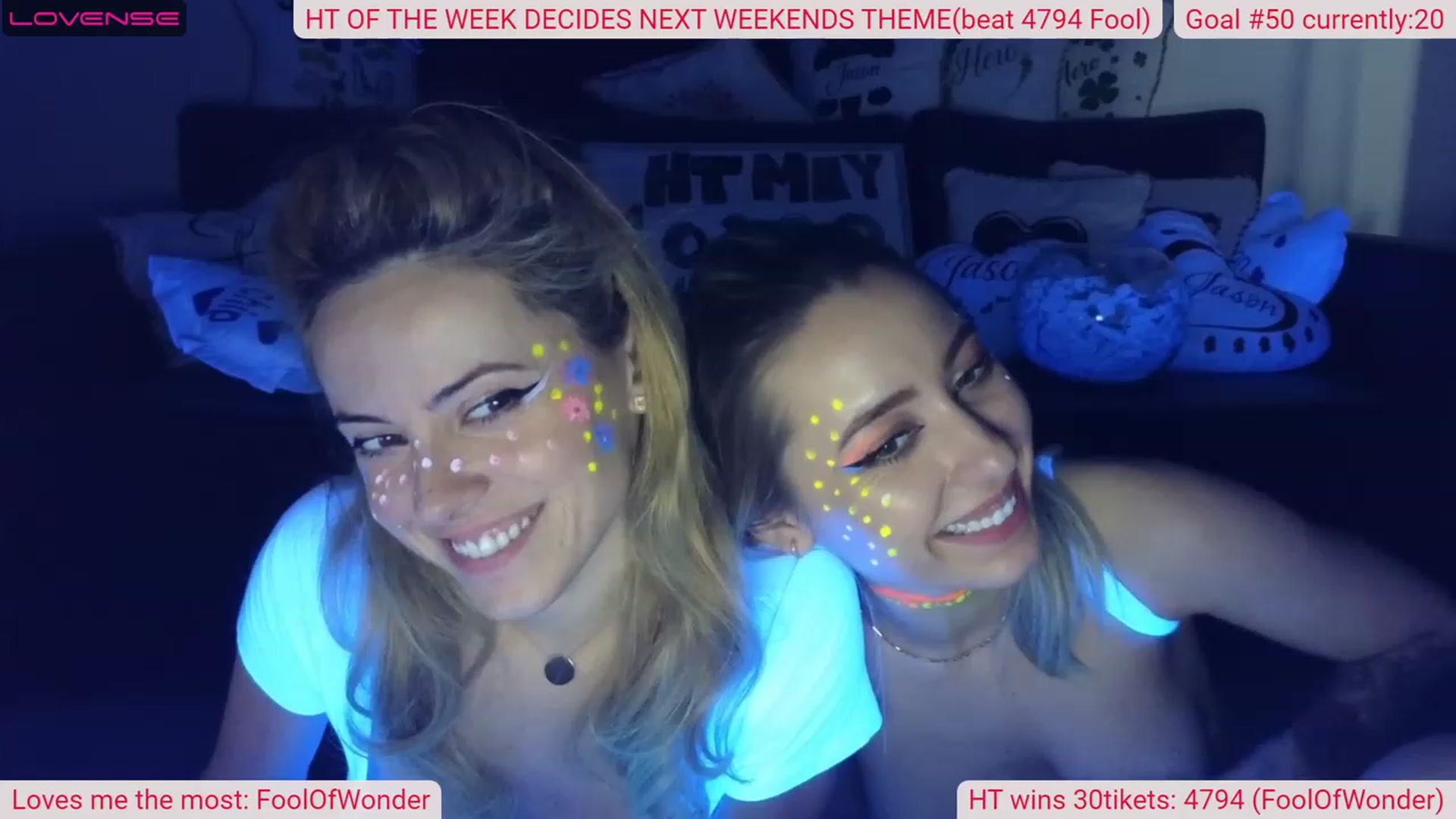 Gallery image thumbnail from DinasLibrary's myfreecams stream on, 05/19/2023, 09:47 image 16 of 20