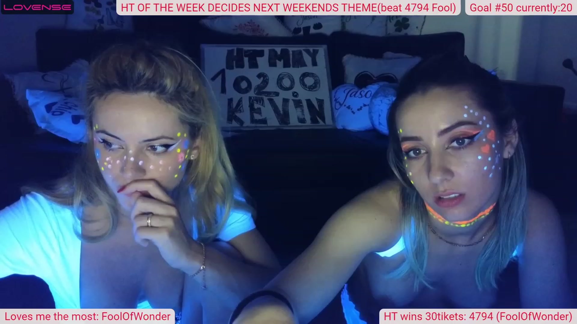 Gallery image thumbnail from DinasLibrary's myfreecams stream on, 05/19/2023, 09:47 image 14 of 20