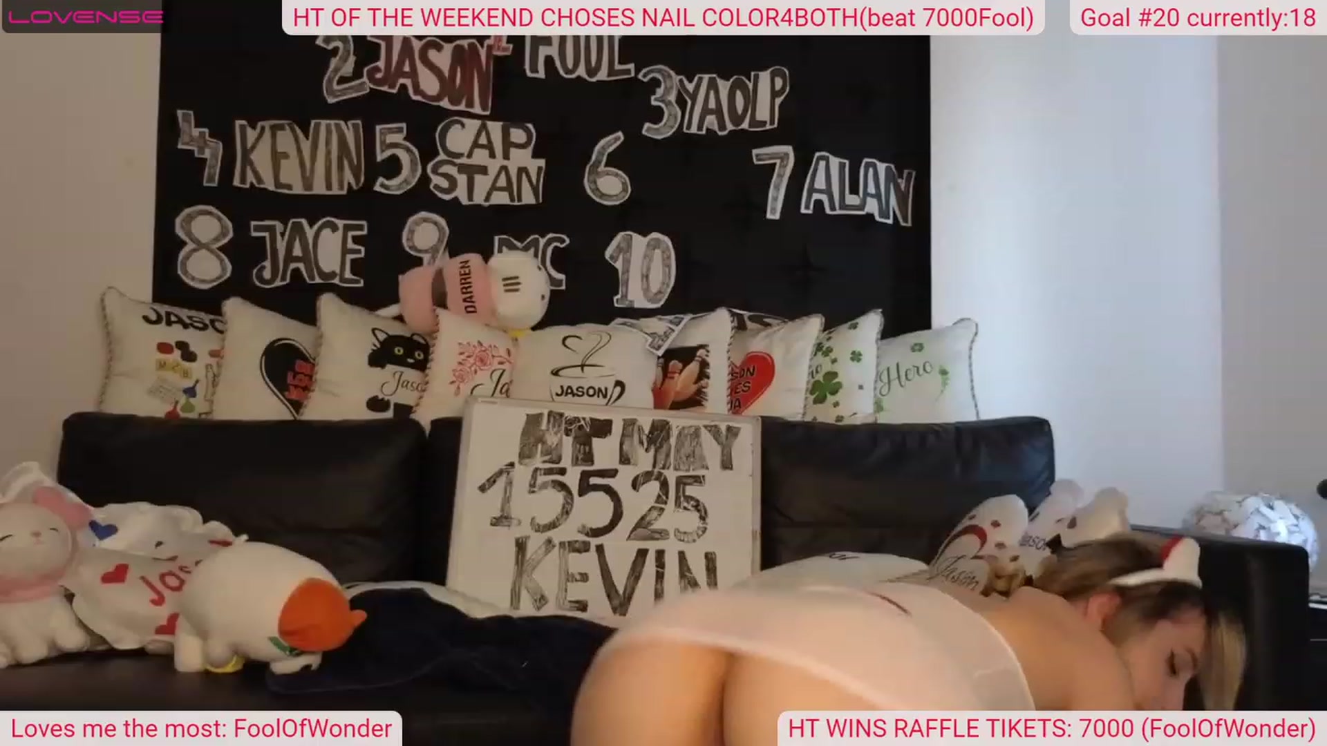 Gallery image thumbnail from DinasLibrary's myfreecams stream on, 05/27/2023, 07:17 image 20 of 20