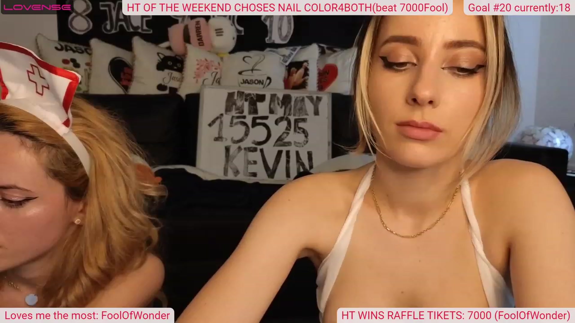Gallery image thumbnail from DinasLibrary's myfreecams stream on, 05/27/2023, 07:17 image 19 of 20