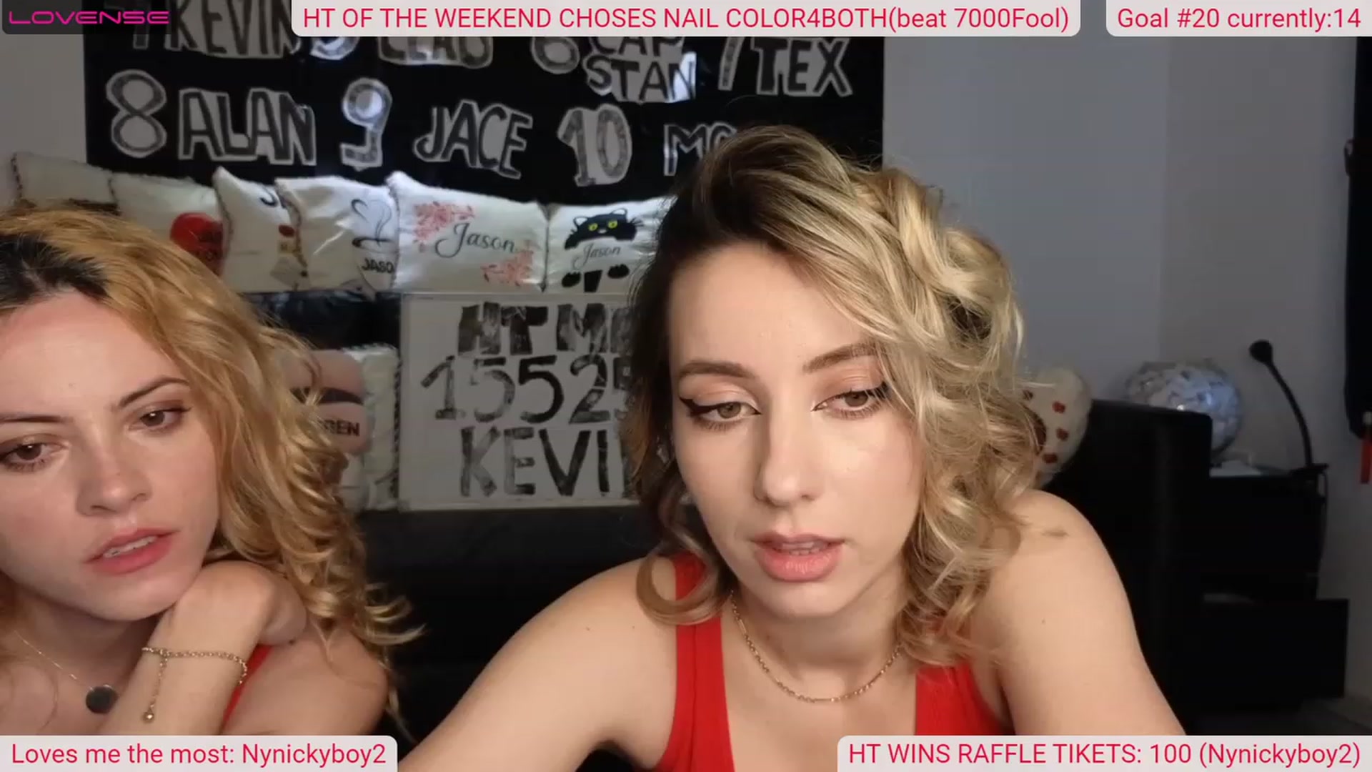Gallery image thumbnail from DinasLibrary's myfreecams stream on, 05/29/2023, 04:45 image 12 of 20
