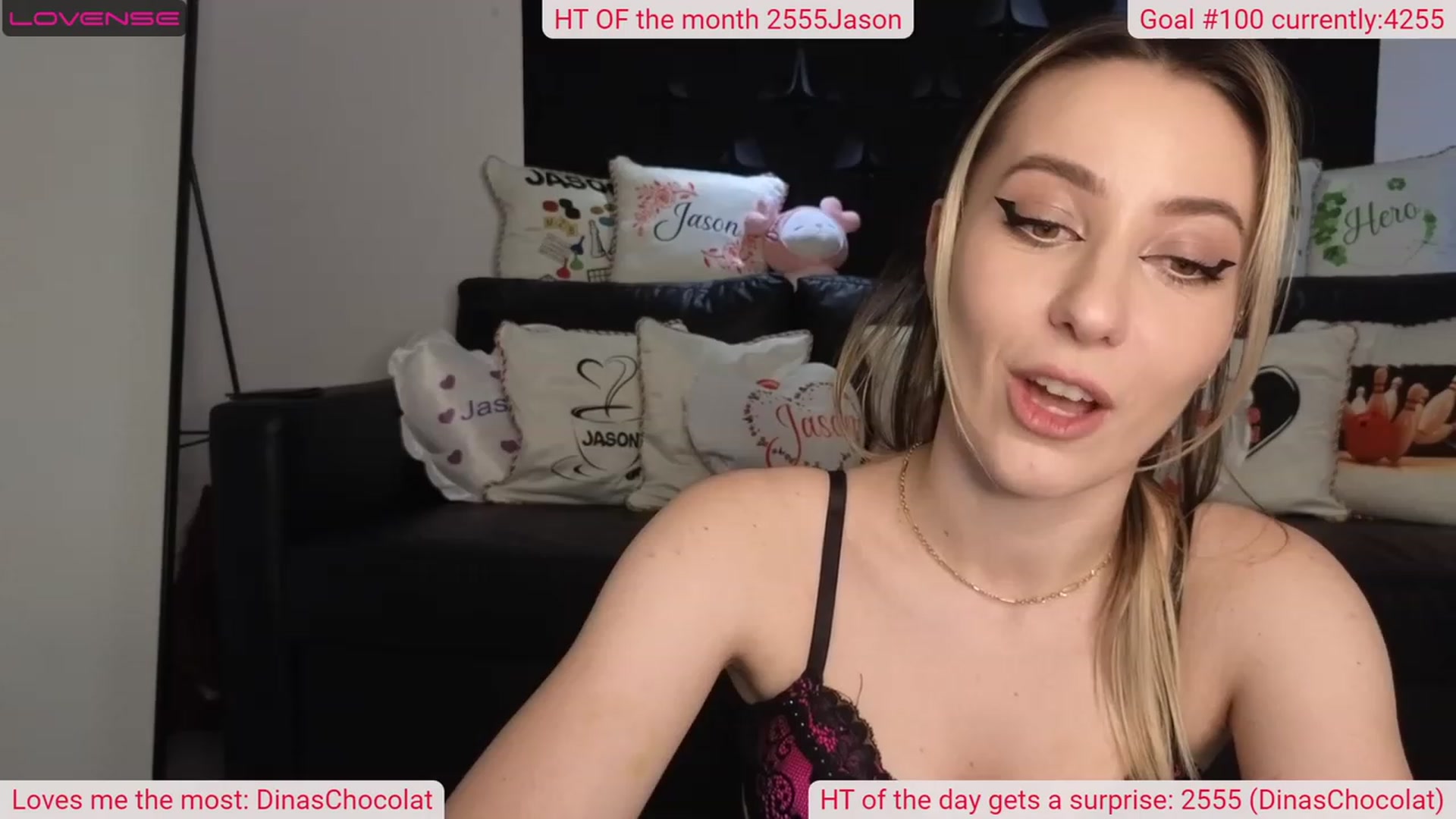 Gallery image thumbnail from DinasLibrary's myfreecams stream on, 06/16/2023, 03:59 image 9 of 20