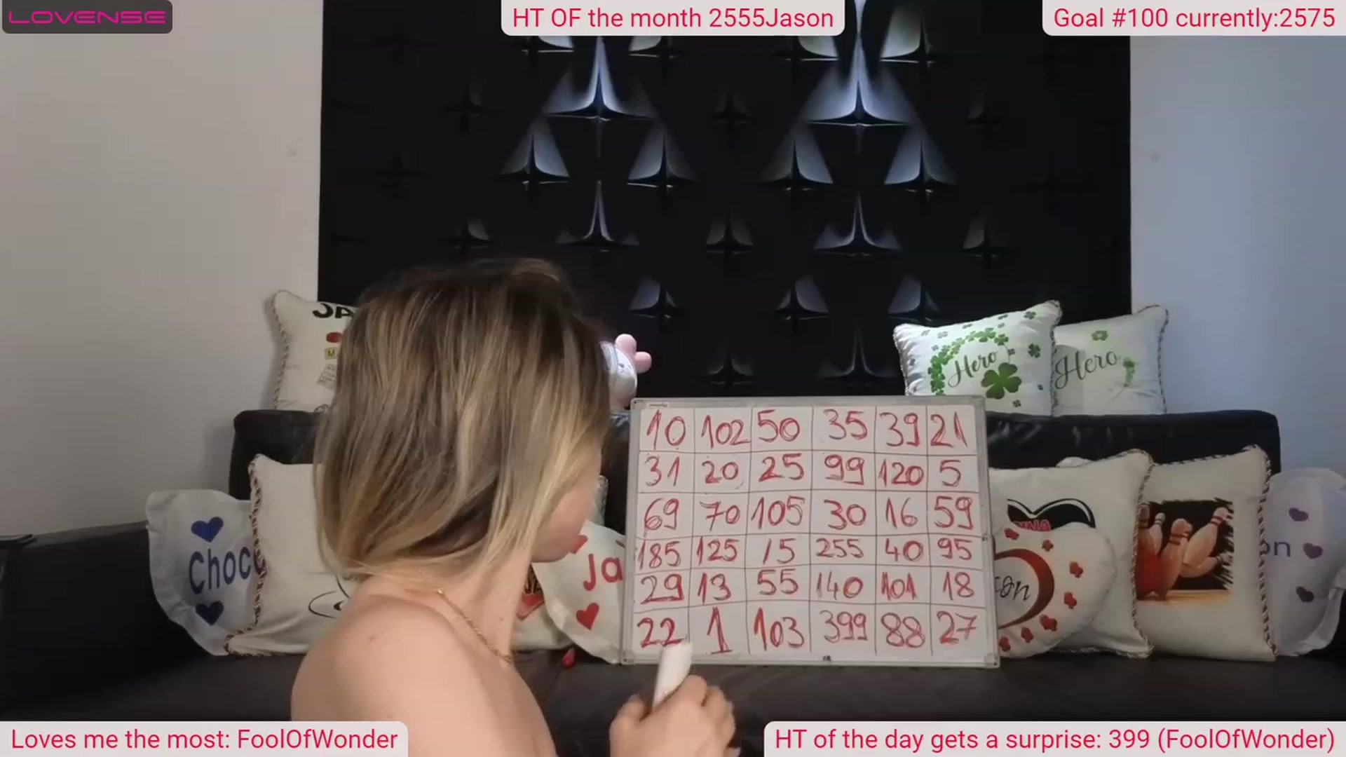 Gallery image thumbnail from DinasLibrary's myfreecams stream on, 06/17/2023, 03:23 image 11 of 20