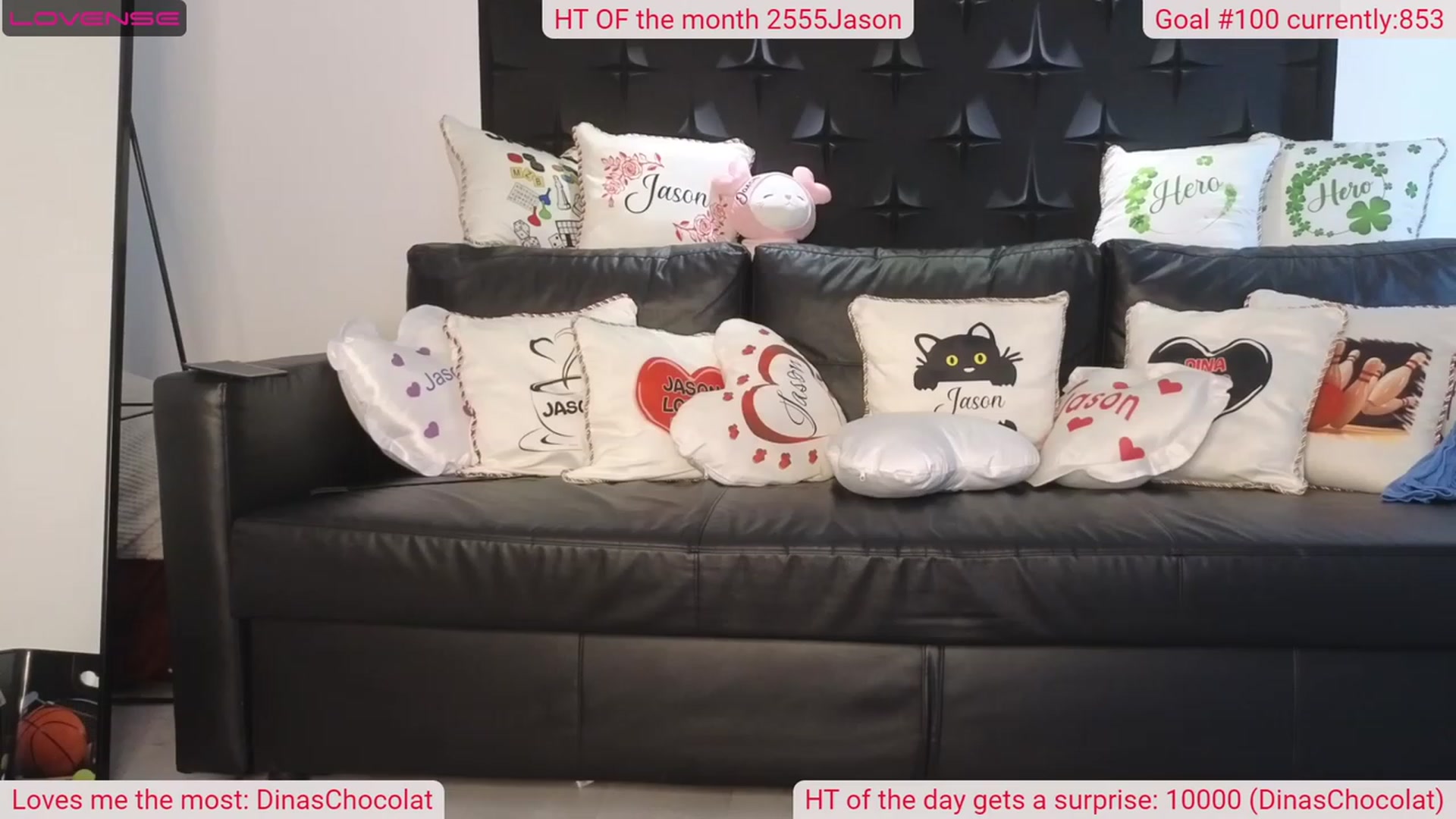 Gallery image thumbnail from DinasLibrary's myfreecams stream on, 06/18/2023, 07:14 image 4 of 20
