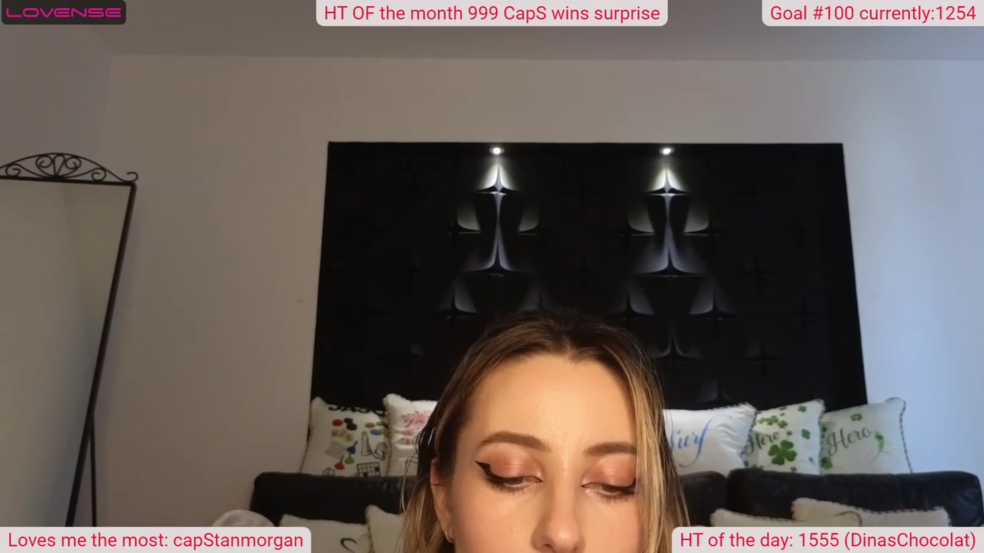 Gallery image thumbnail from DinasLibrary's myfreecams stream on, 07/08/2023, 07:03 image 2 of 20