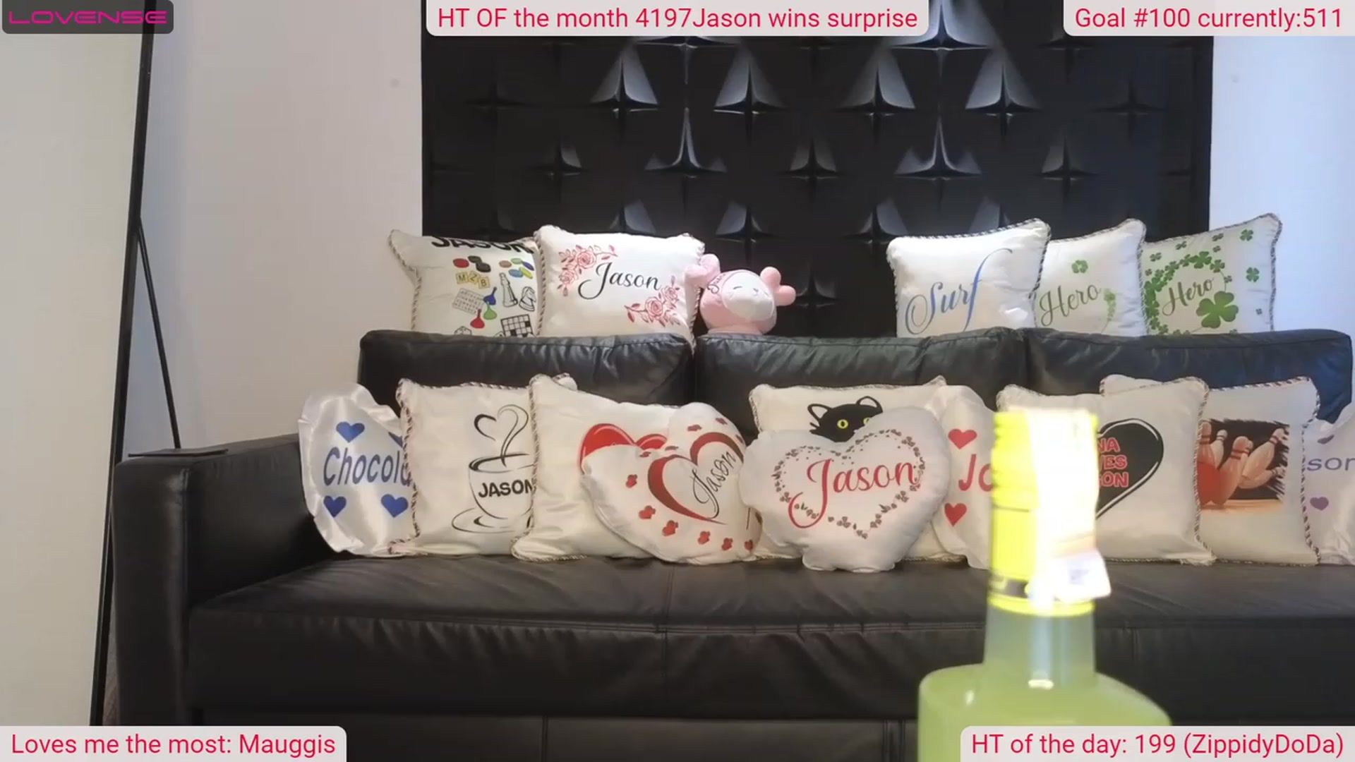 Gallery image thumbnail from DinasLibrary's myfreecams stream on, 07/21/2023, 05:04 image 7 of 20