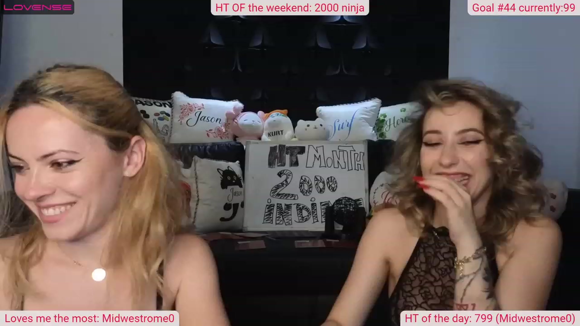 Gallery image thumbnail from DinasLibrary's myfreecams stream on, 08/05/2023, 04:17 image 12 of 20